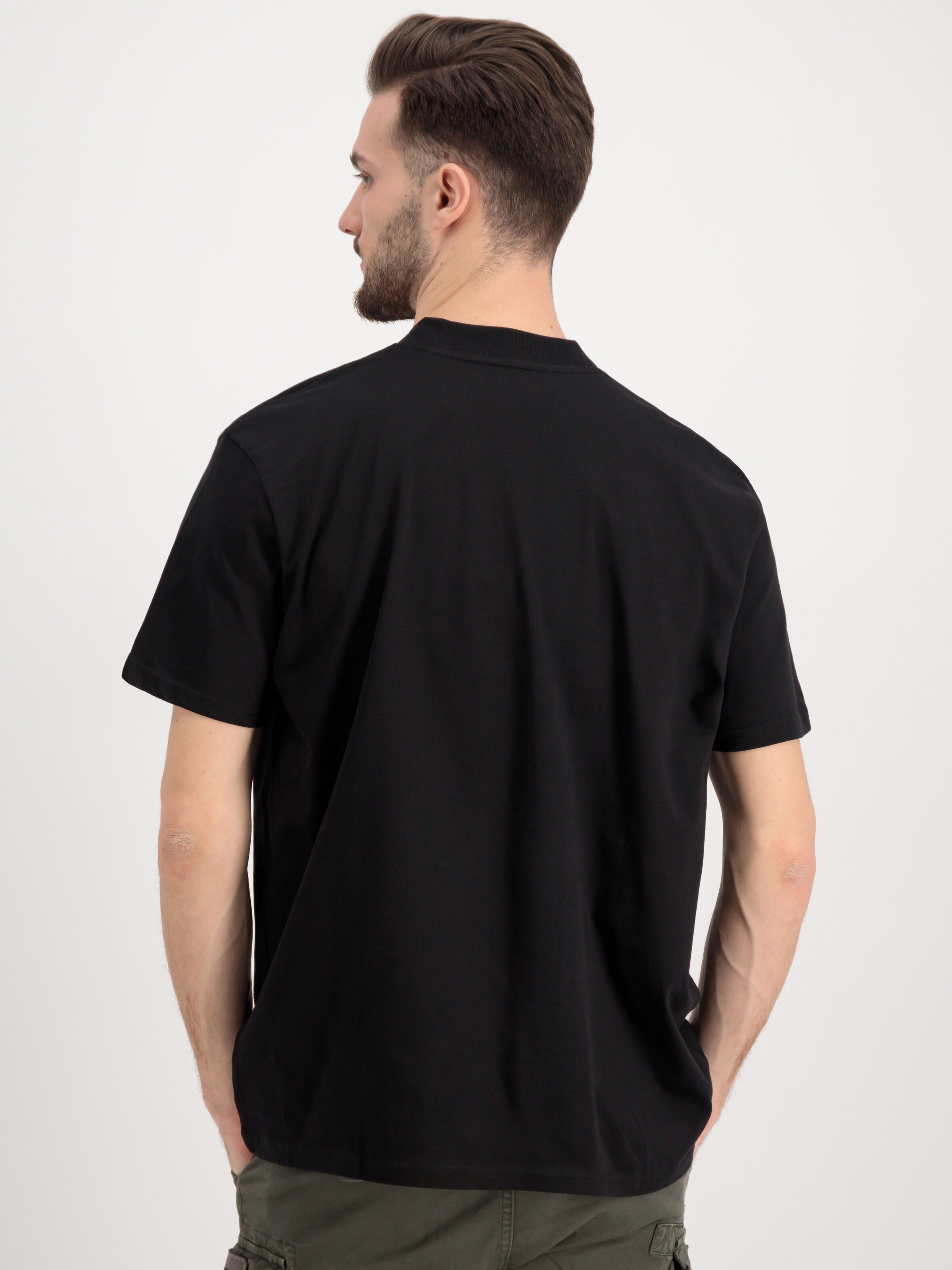 Label High Collar T-Shirt black 136511_03_alpha_industries_label_t_hc_002_182513