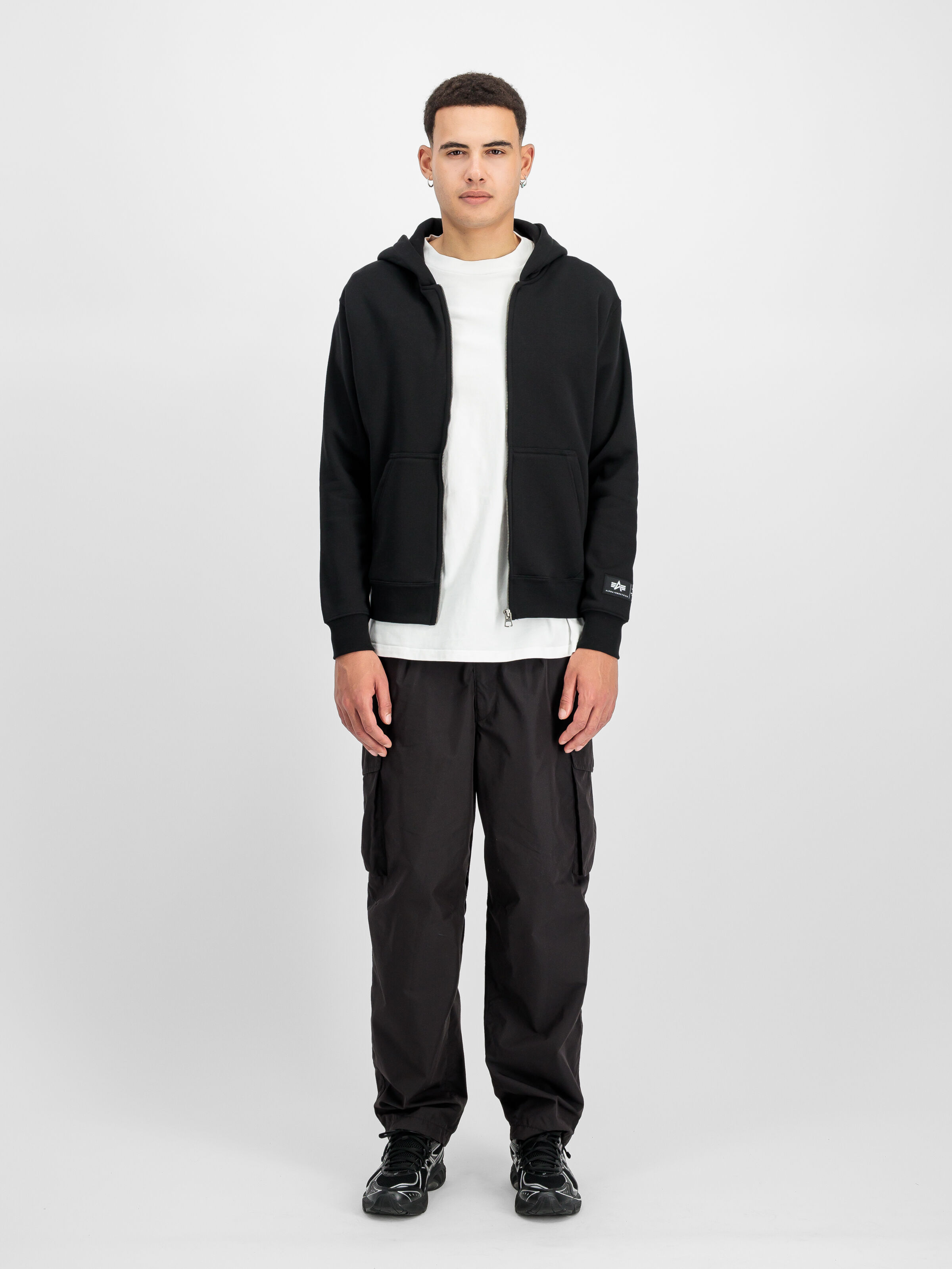 Label Zip Backprint Hoodie black 258342_03_2_model_00001_183415