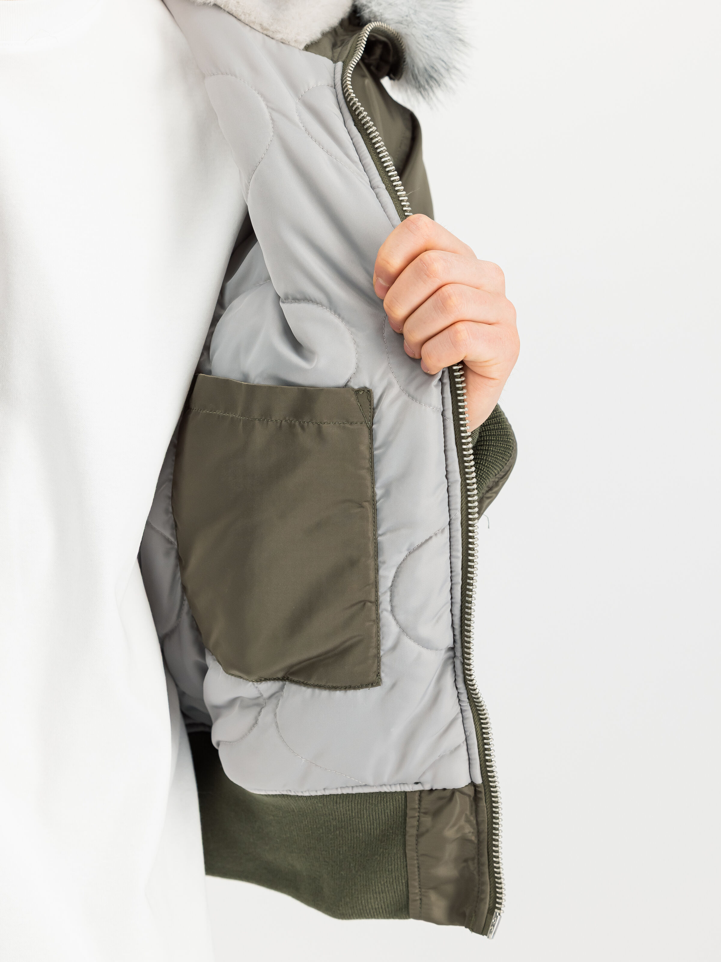 45/P Hooded Custom Bomber Jacket mud olive 113145_443_3_detail_00002_233373