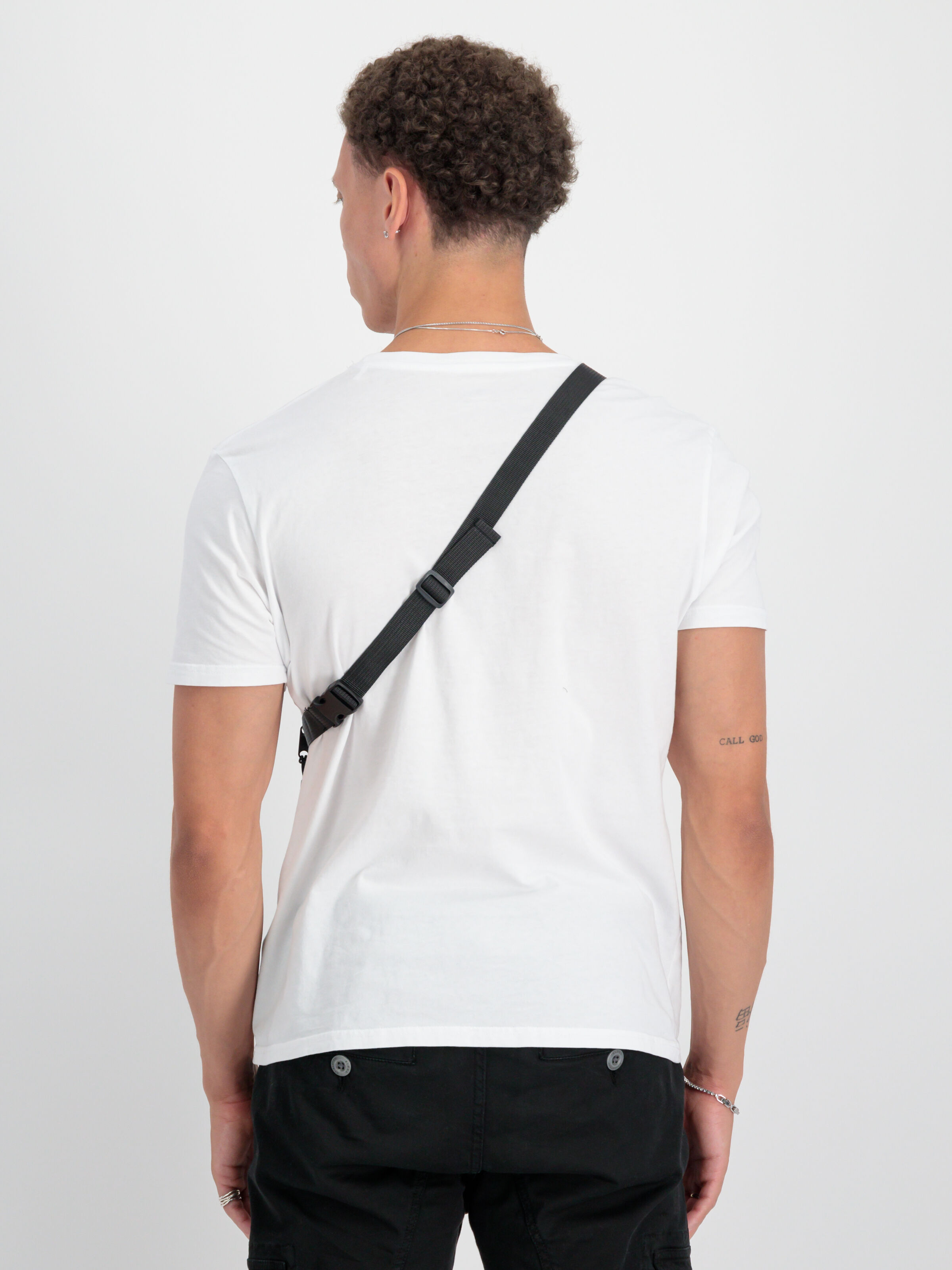 Rubber Print Waistbag black 198912_03_alpha_industries_rubber_print_waistbag_003_105336_219064