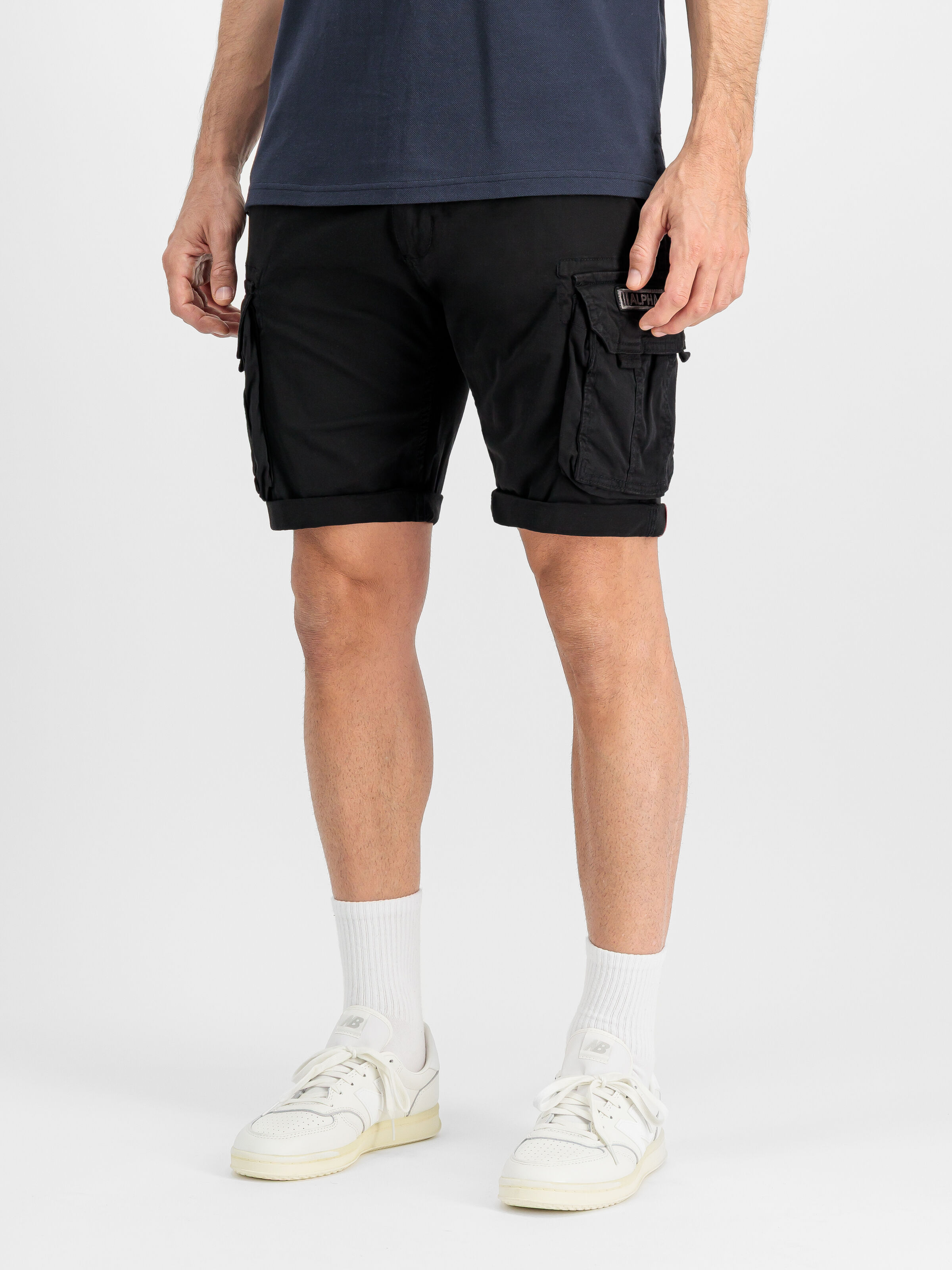 Crew Short black 176203_03_2_model_00002_213940.jpg