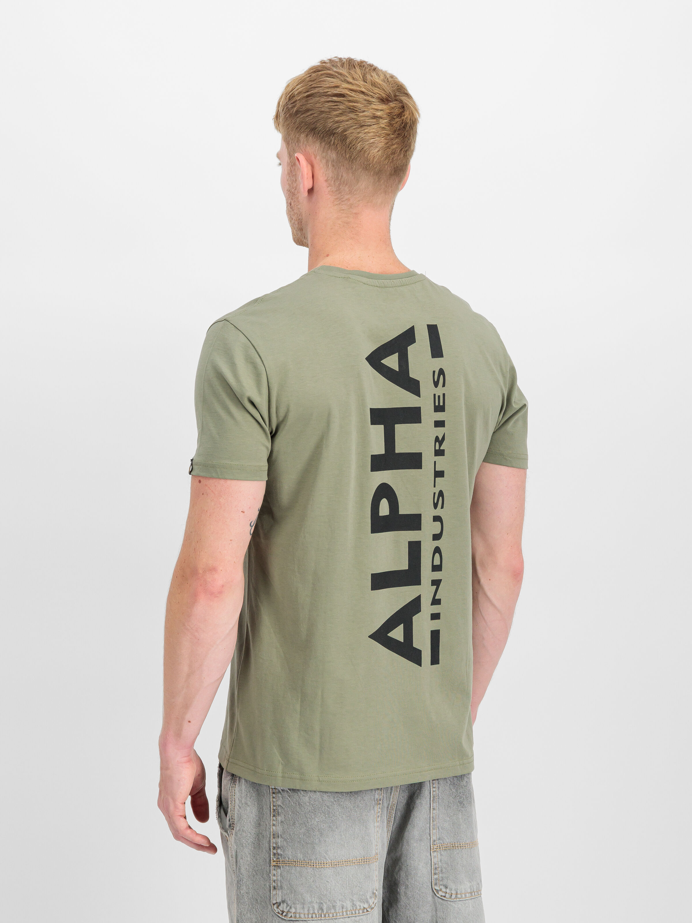Backprint T-Shirt olive/black 128507_154_2_model_00003_191039
