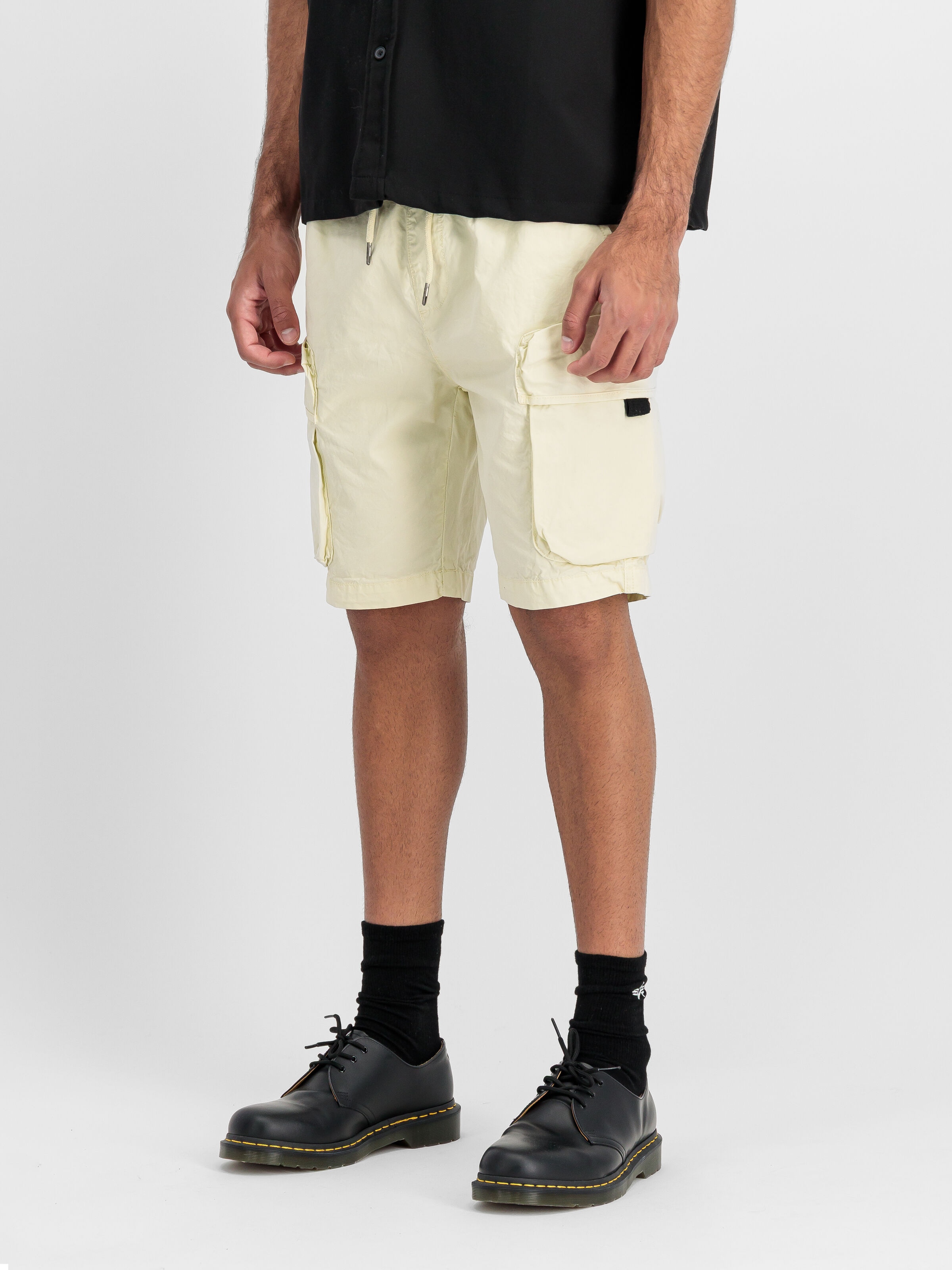 Division Short bone white 266259_159_2_model_00002_210547.jpg