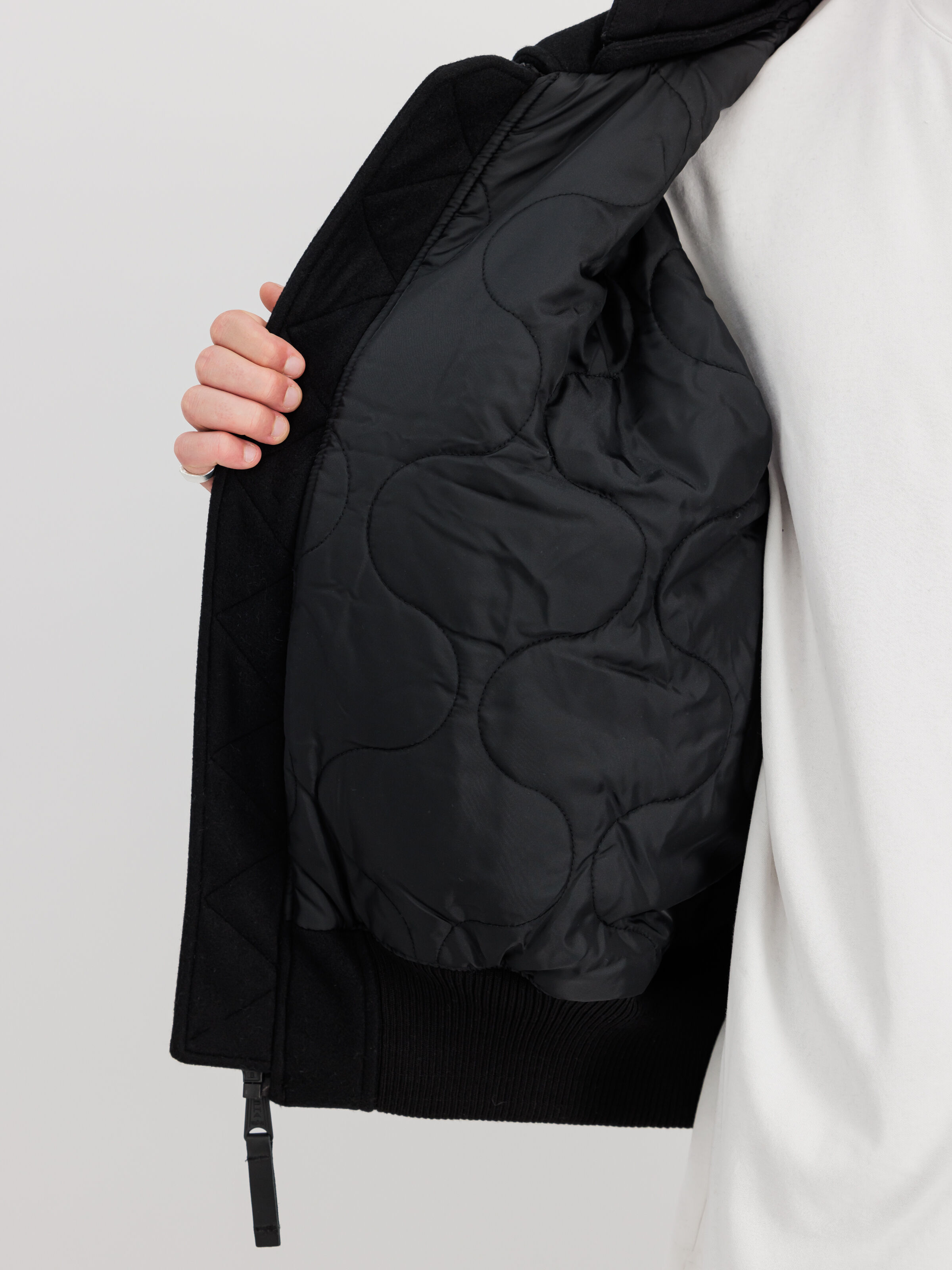CWU Zip Hood Wool Bomber Jacket black 138109_03_3_detail_00001_122393