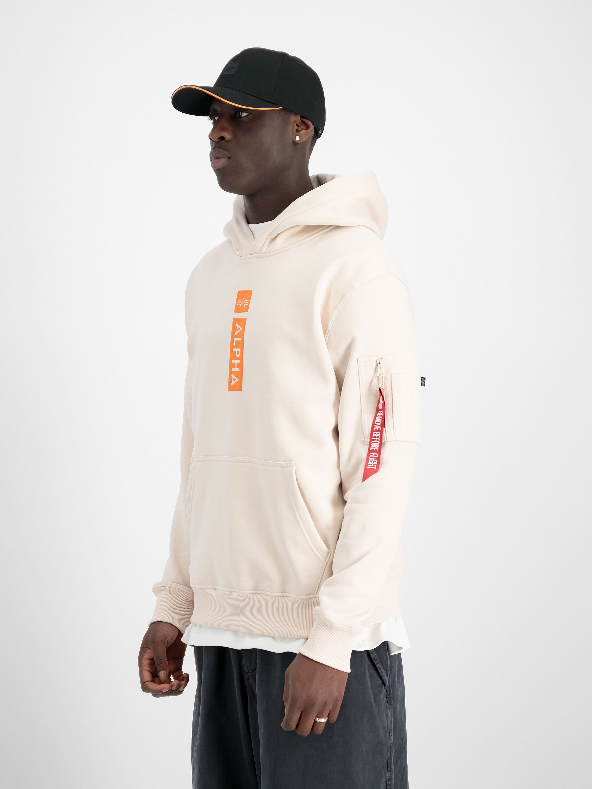 Alpha Puff Print Hoodie jet stream white 146338_578_2_model_00003_129780
