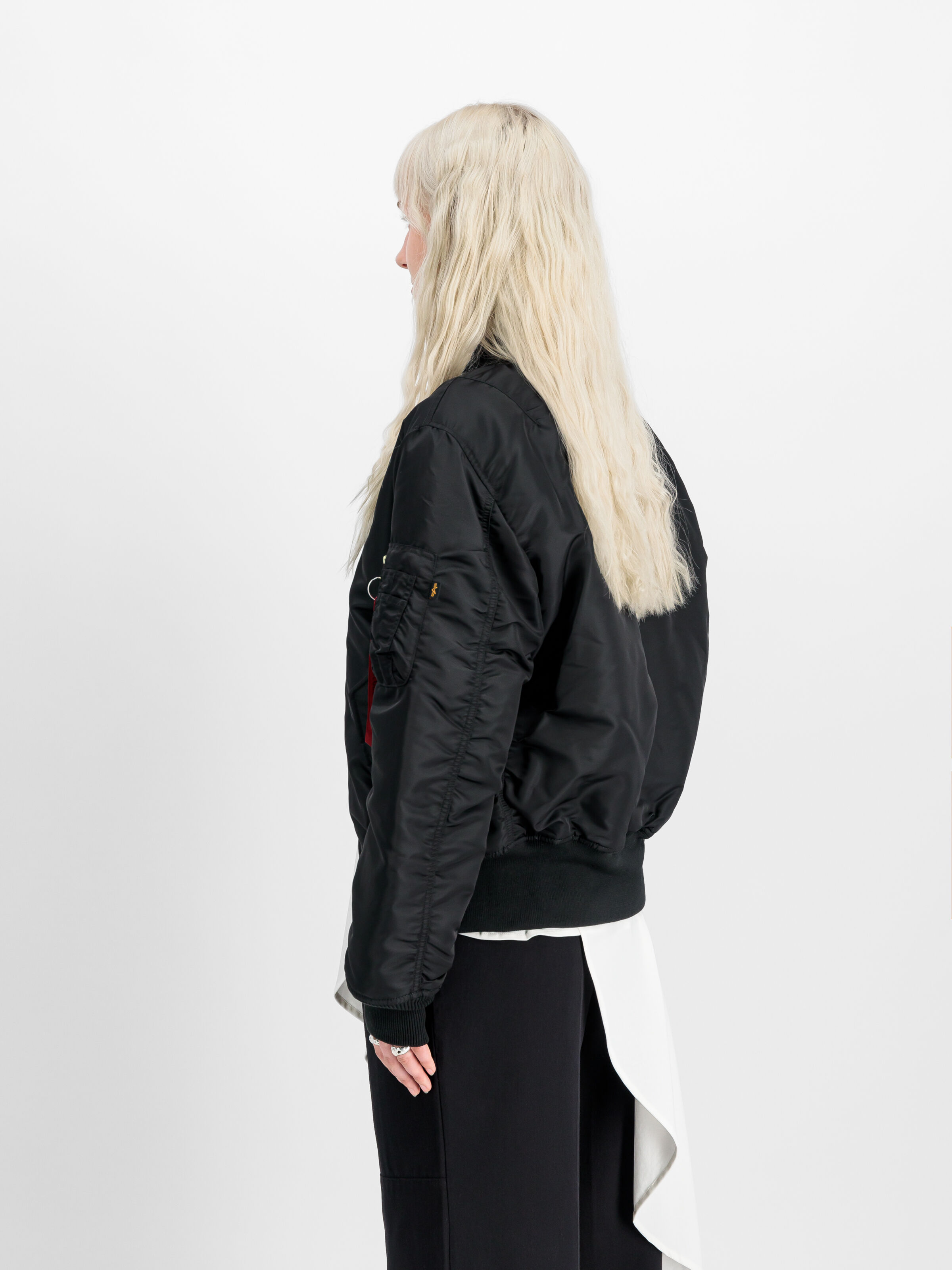 MA-1 Heritage Bomber Jacket black 100101_03_2_model_00004_100912