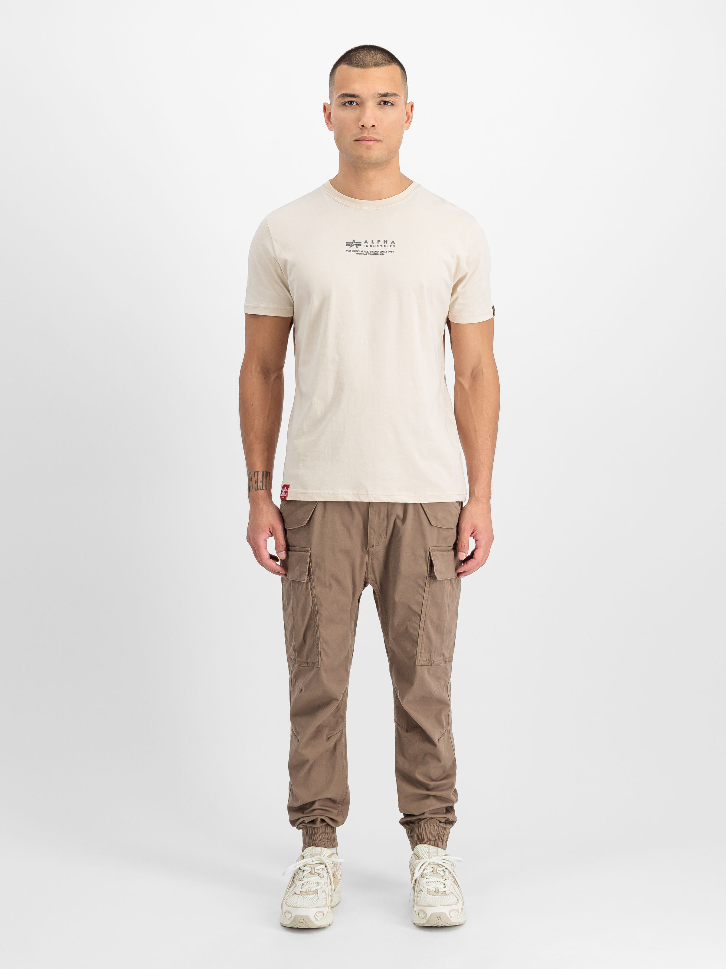 Airman Pant taupe 188201_183_2_model_00001_215022