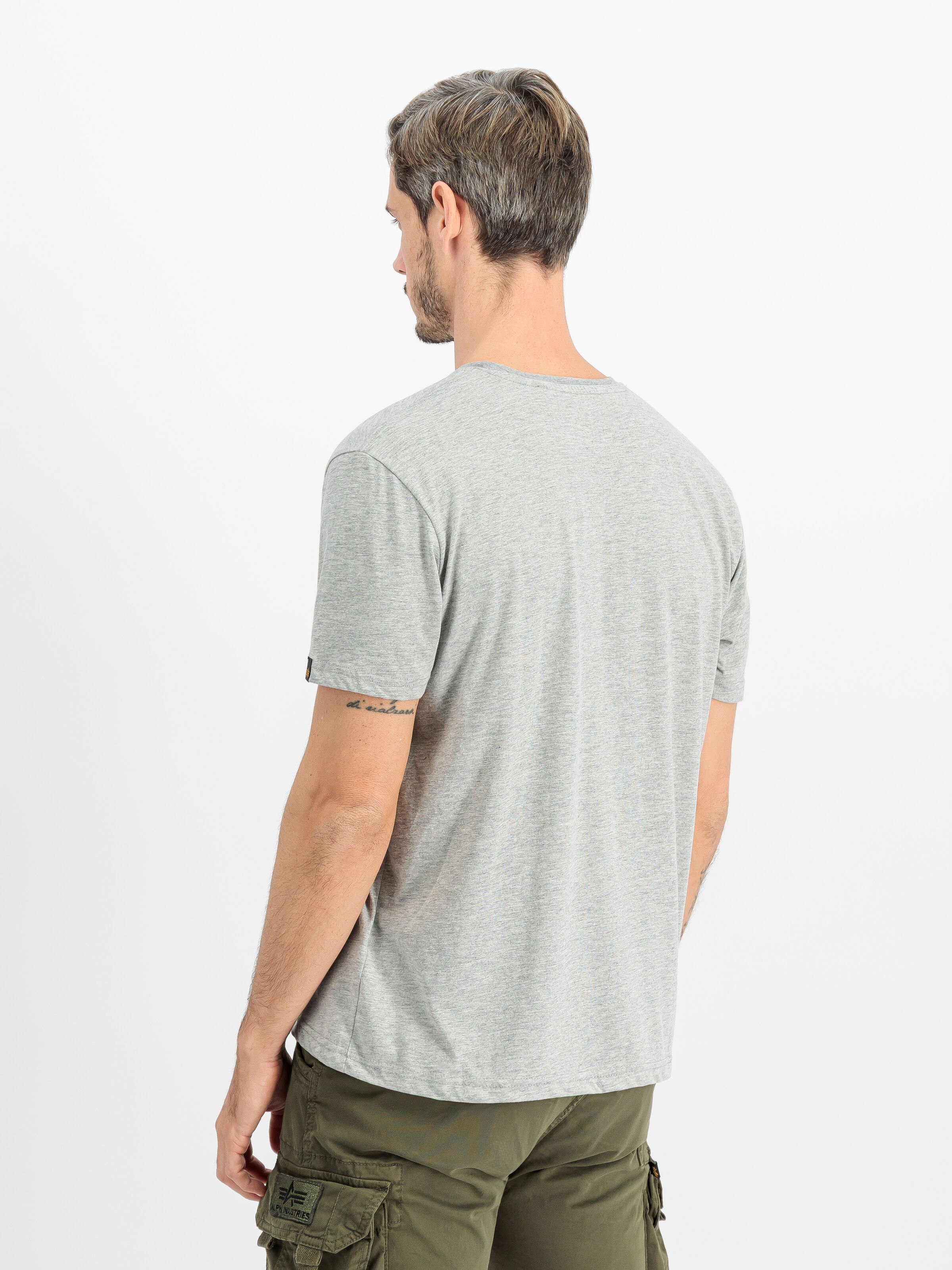 Basic Small Logo T-Shirt grey heather 188505_17_2_model_00003_213664