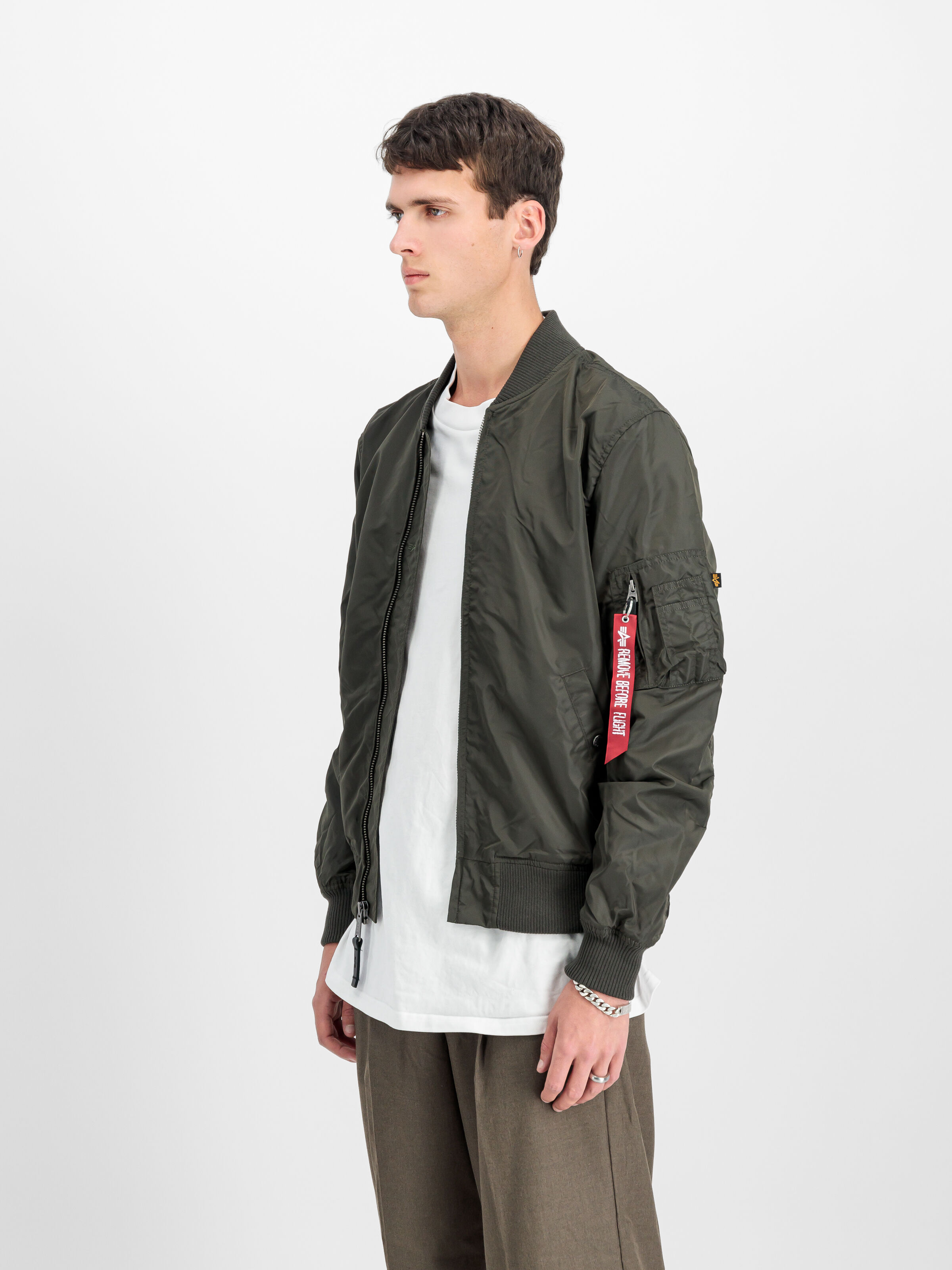 MA-1 TT Light Bomber Jacket rep.grey 191103_04_2_model_00003_122598