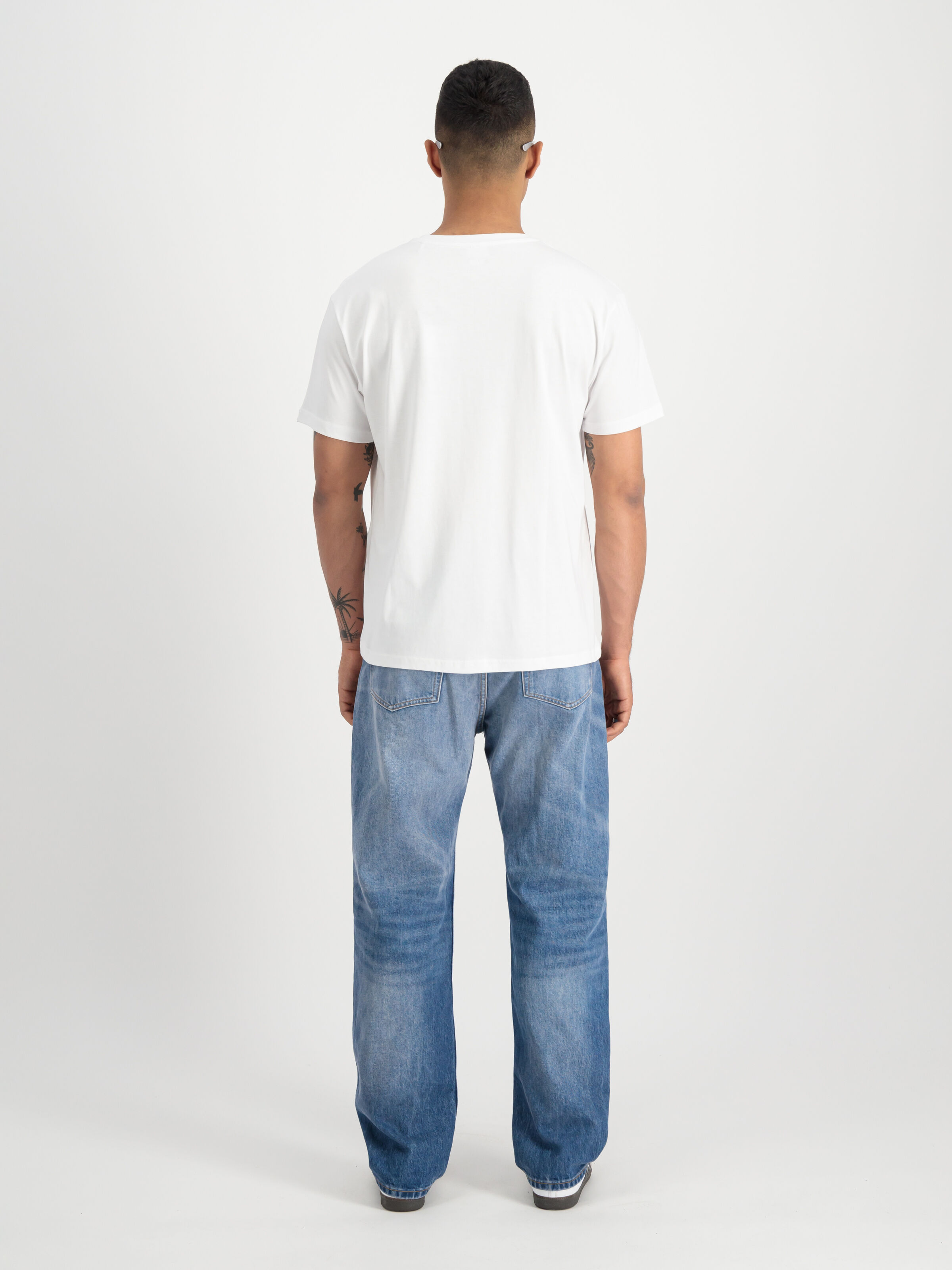 Basic Mid Logo TPU T-Shirt white / chrome 148525_528_2_model_00002_97933