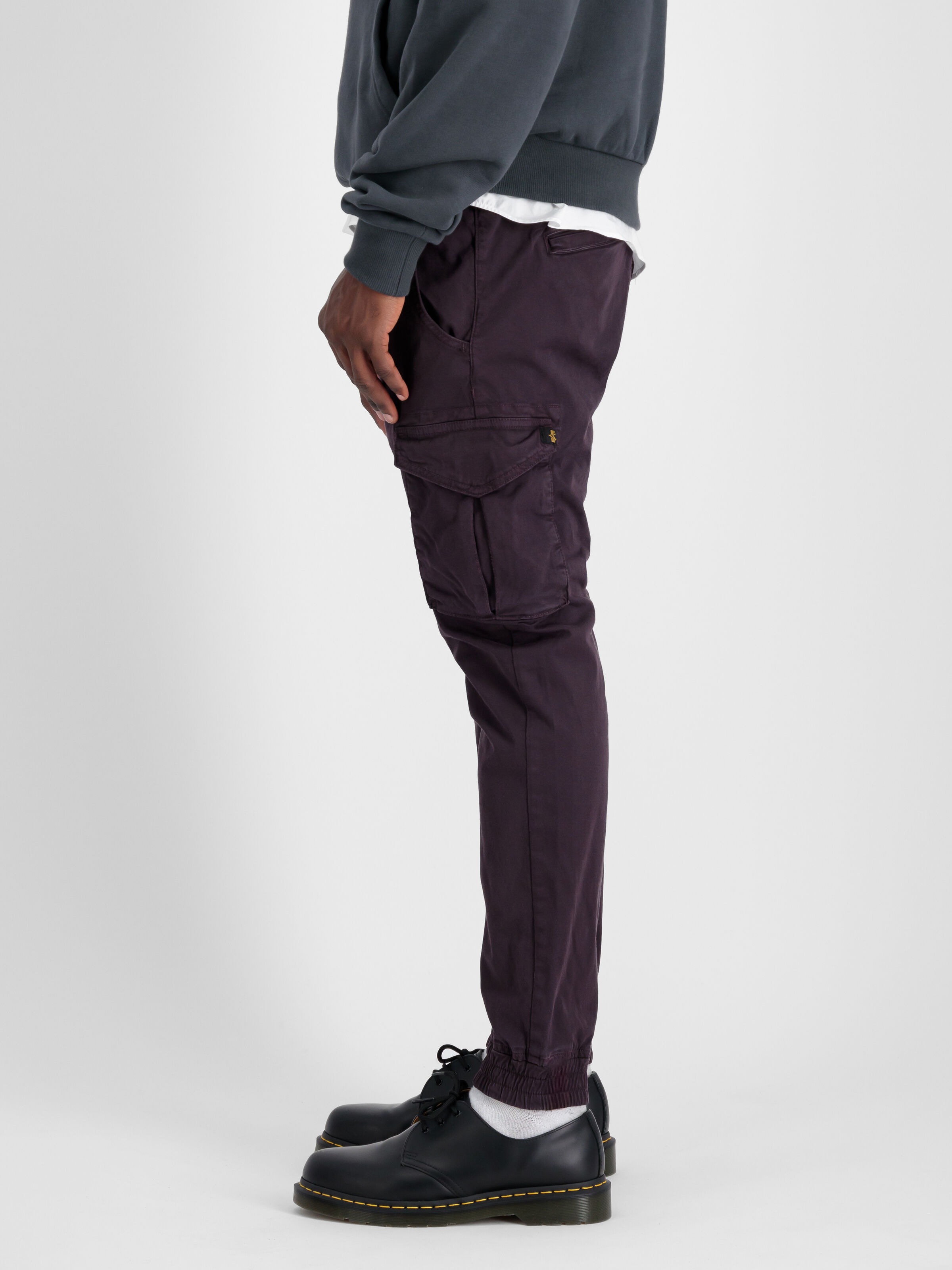 Cotton Twill Jogger Pant Plum 116202_719_2_model_00004_217663