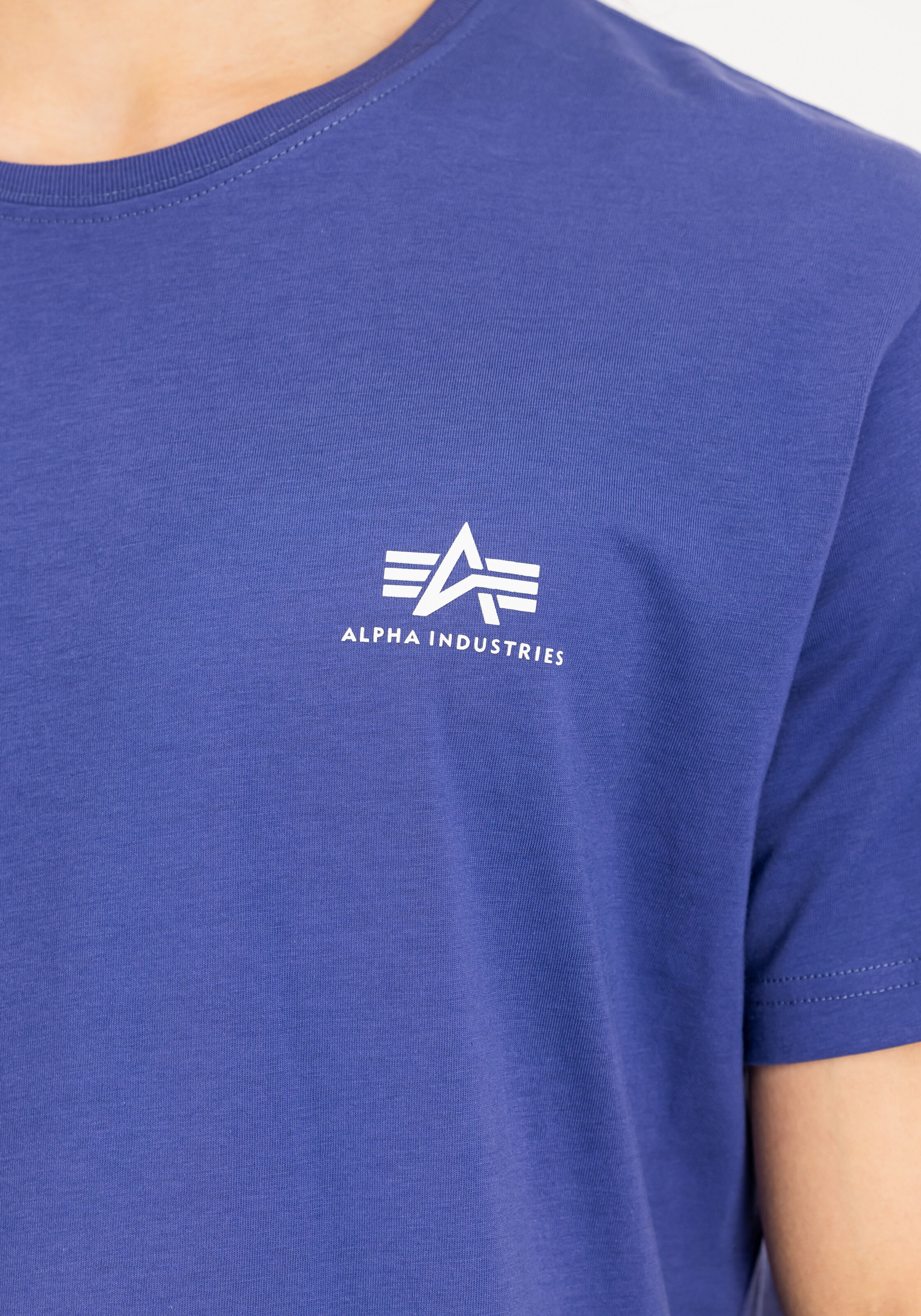 Basic Small Logo T-Shirt night purple 188505_735_3_detail_00001_146234