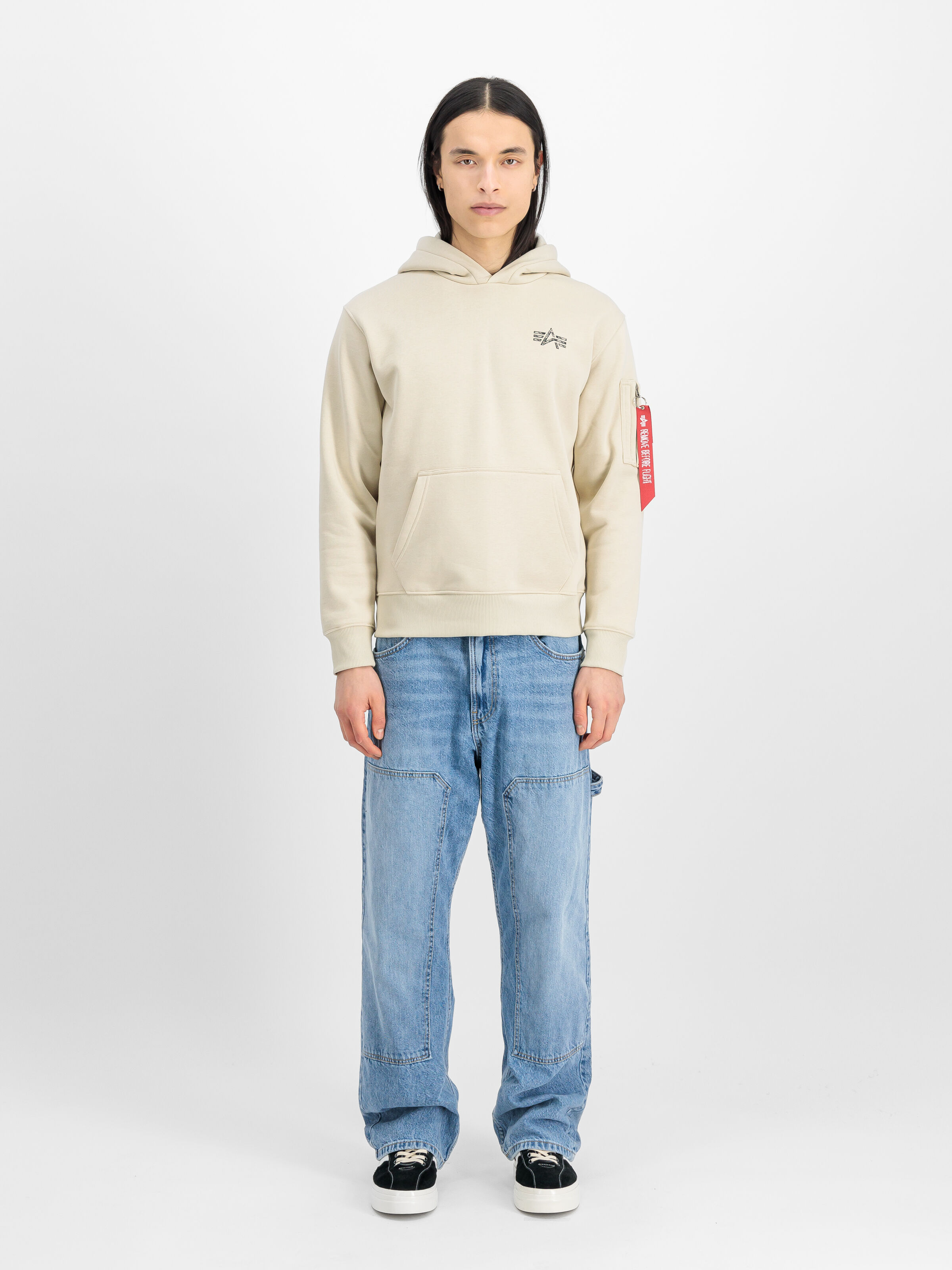 Signature Backprint Hoodie vintage white 148341_300_2_model_00001_148558