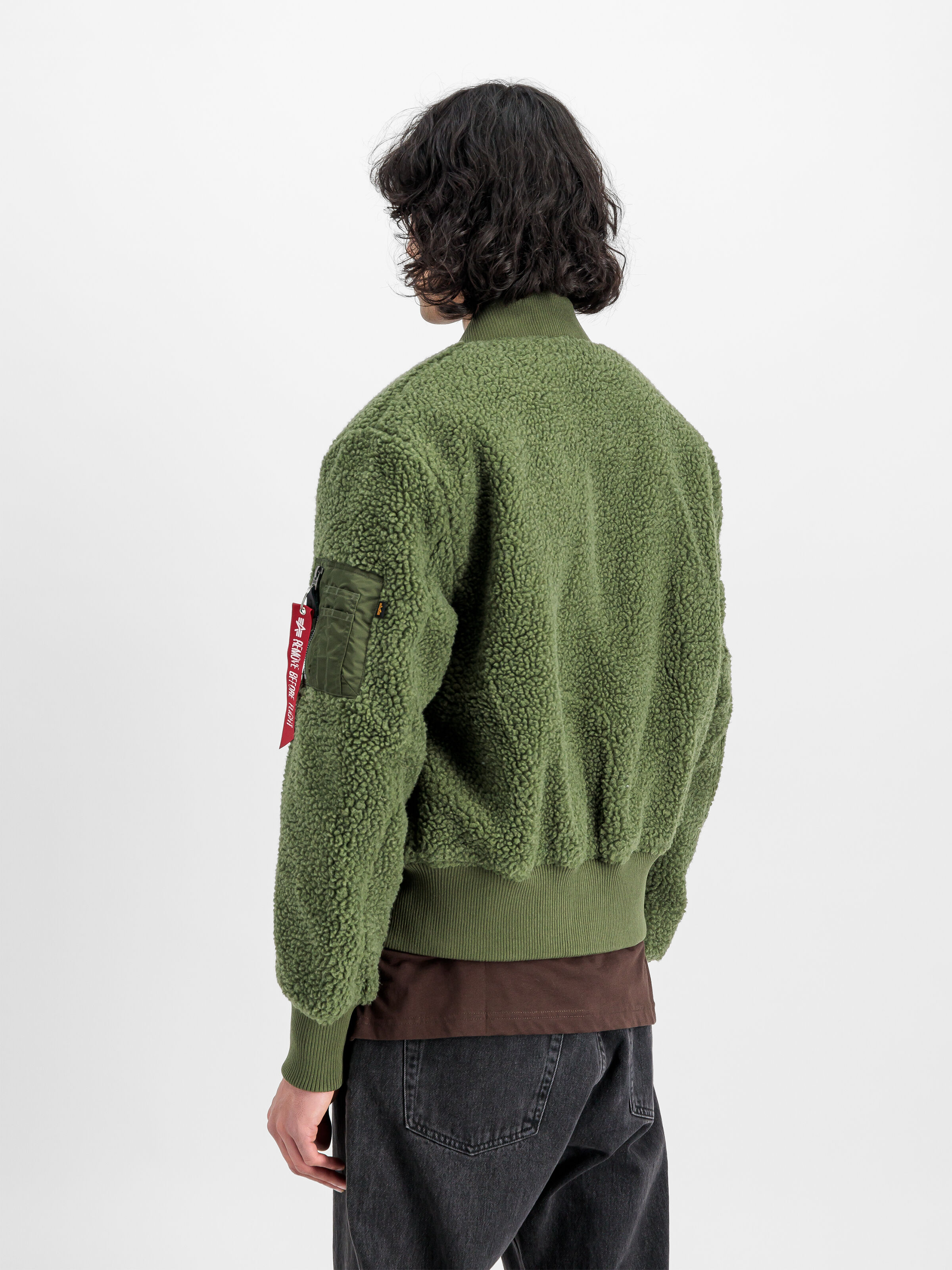 MA-1 Teddy Jacket sage-green 108102_01_2_model_00004_128252