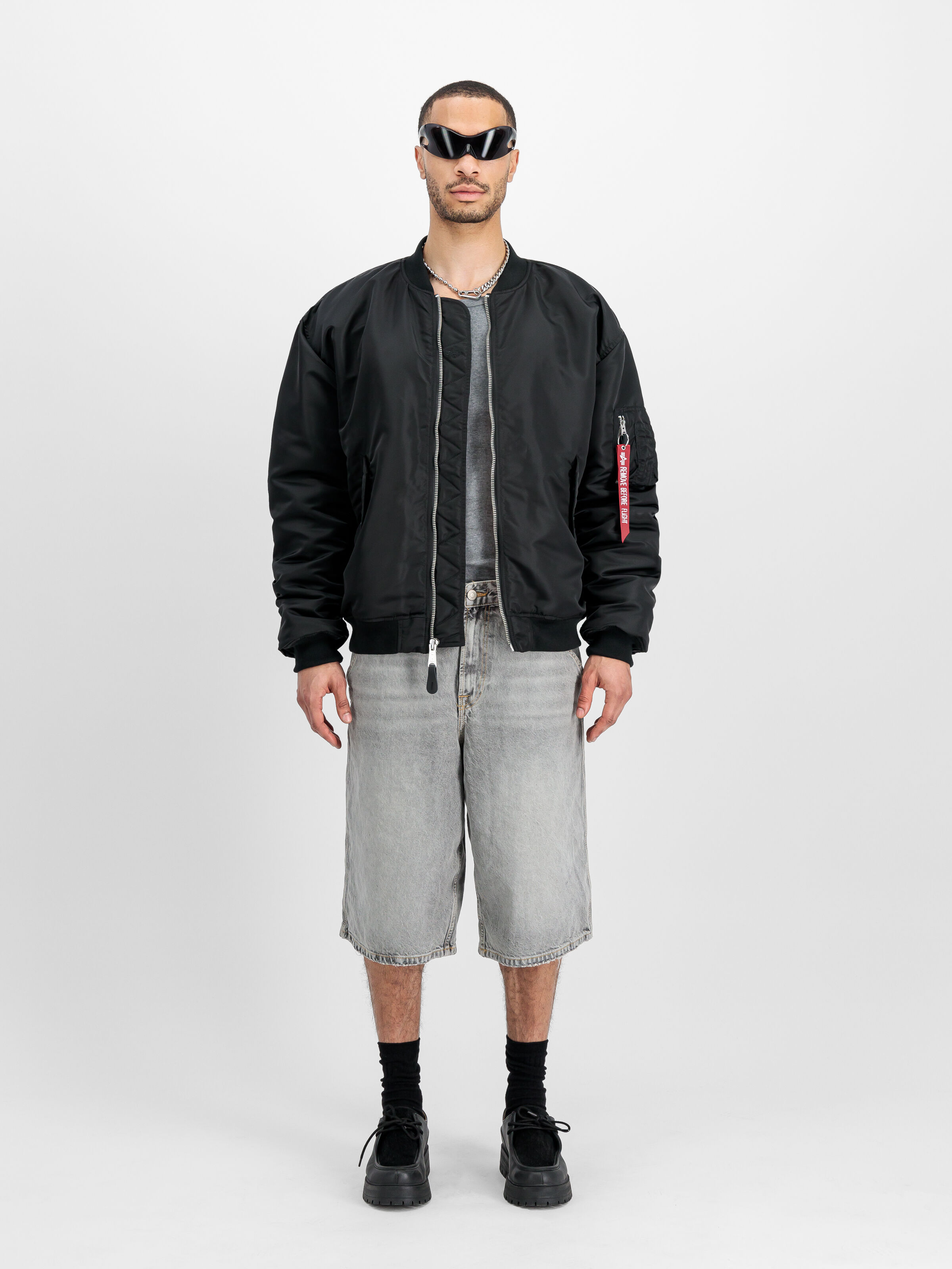 MA-1 CS Bomber Jacket black/black 136136_515_2_model_00001_126009