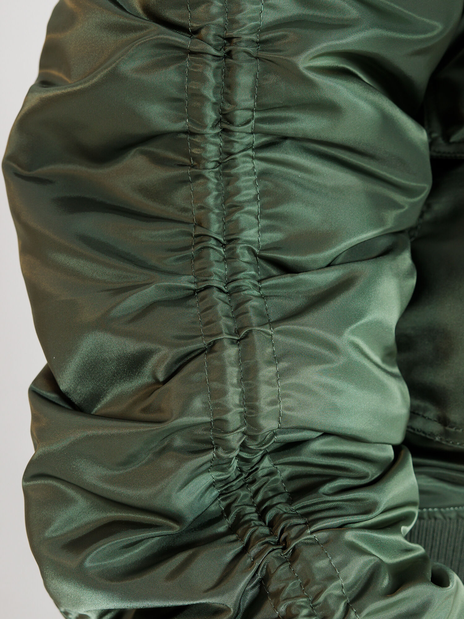 CWU MA-1 No Cords Bomber Jacket Women sage-green 136007NC_01_alpha_industries_cwu_ma_1_bomber_nc_wmn_008_123540