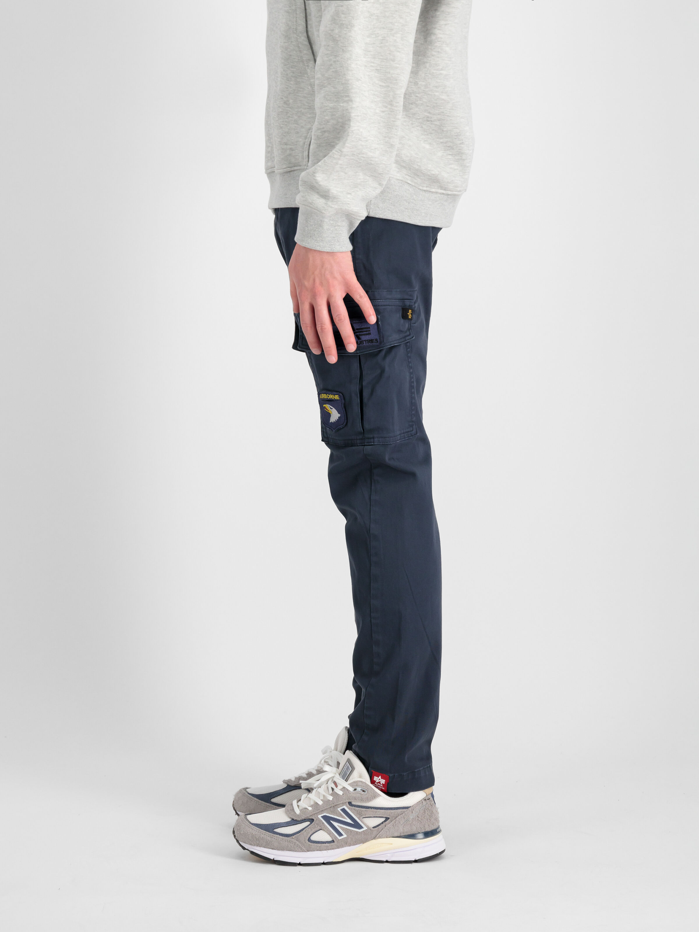 Petrol Patch Pant ultra navy 178207_697_2_model_00004_97609