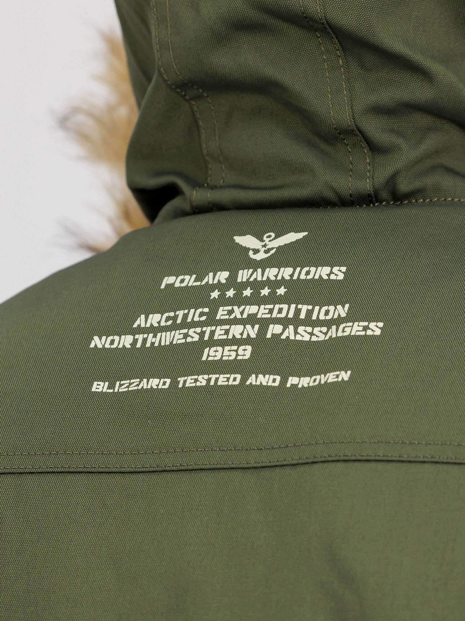 Polar Jacket Short Version Winter Jacket dark green 133141_257_alpha_industries_polar_jacket_sv_014_123491