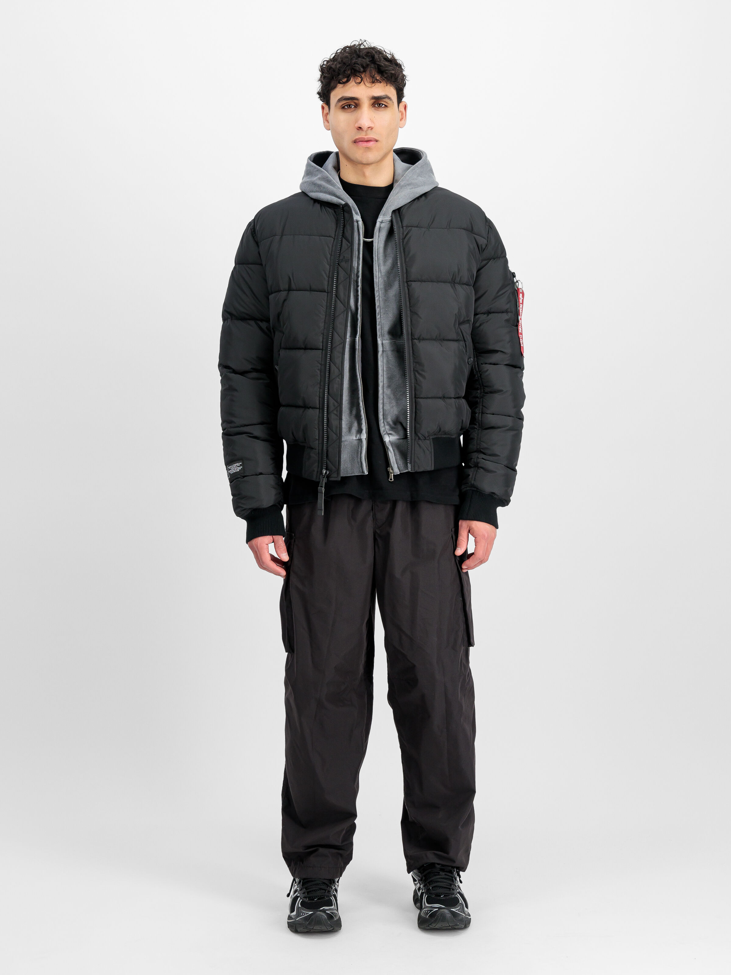 MA-1 Logo Puffer Winter Jacket black 258125_03_2_model_00001_163609