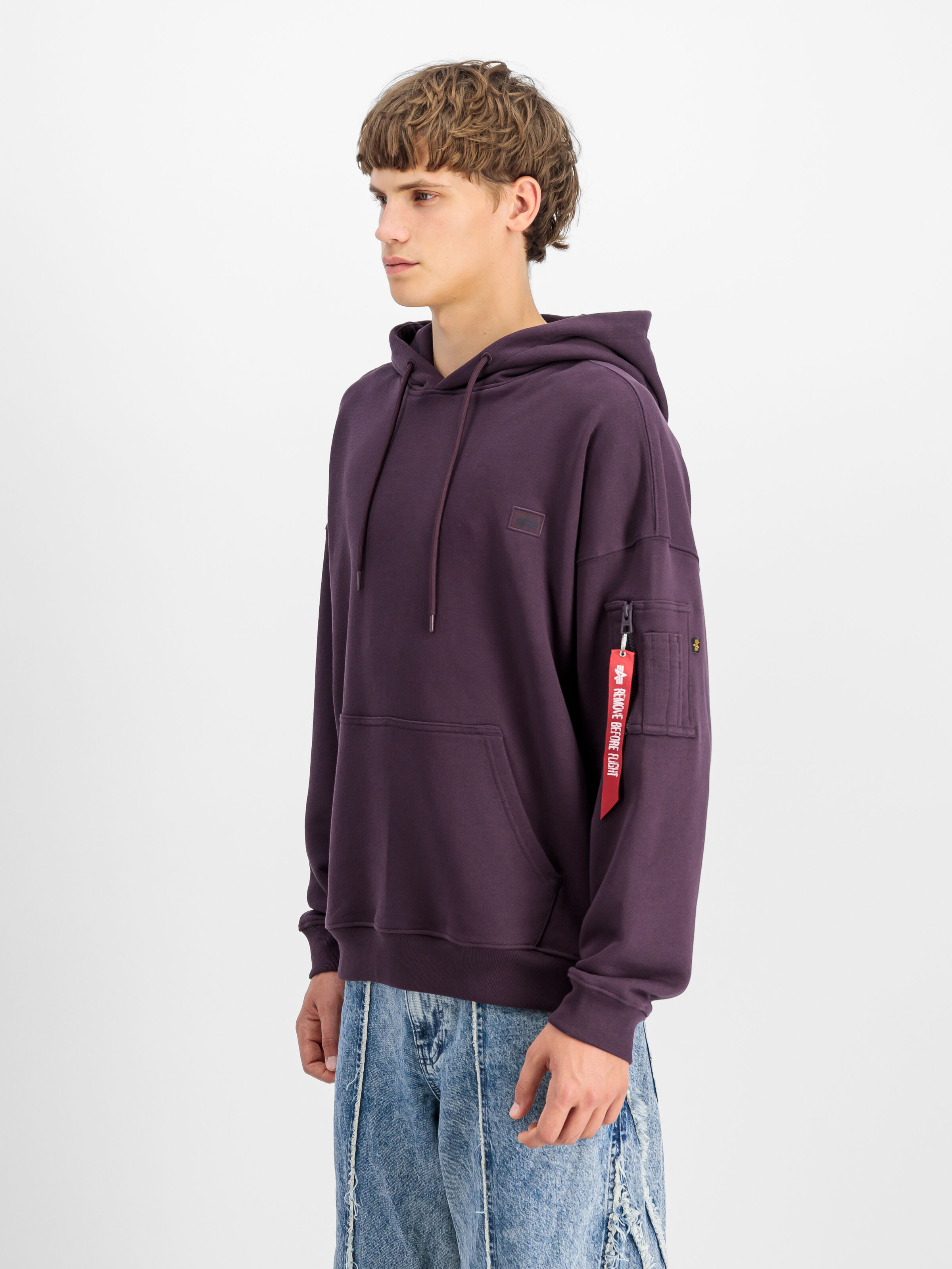 Alpha Essentials Rubber Logo Hoodie Plum 146335_719_2_model_00003_106429