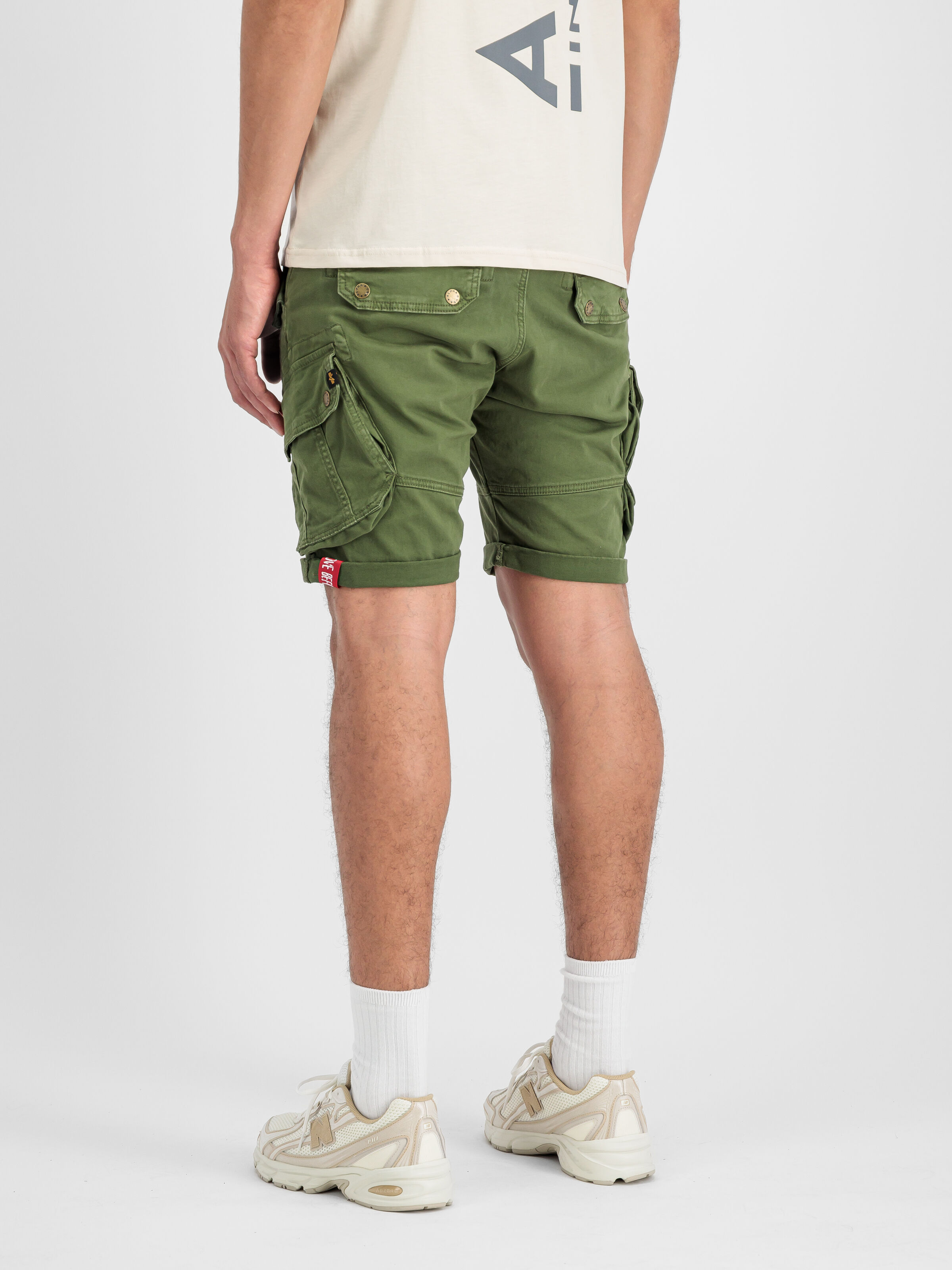 Combat Short dark olive 116210_142_2_model_00003_185712