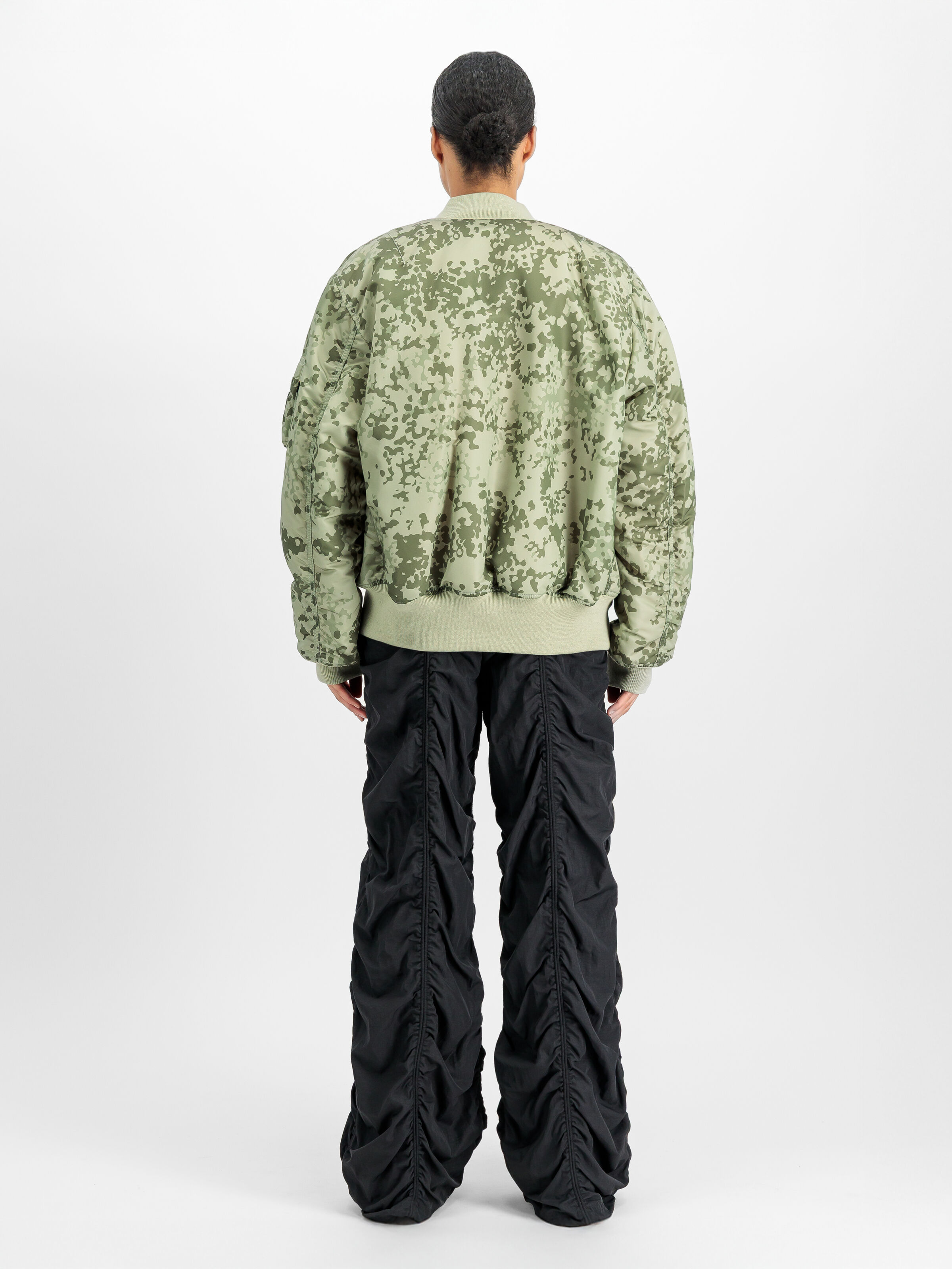 MA-1 Camo Heritage Bomber Jacket M48 forest camo 100101C_905_2_model_00005_230395