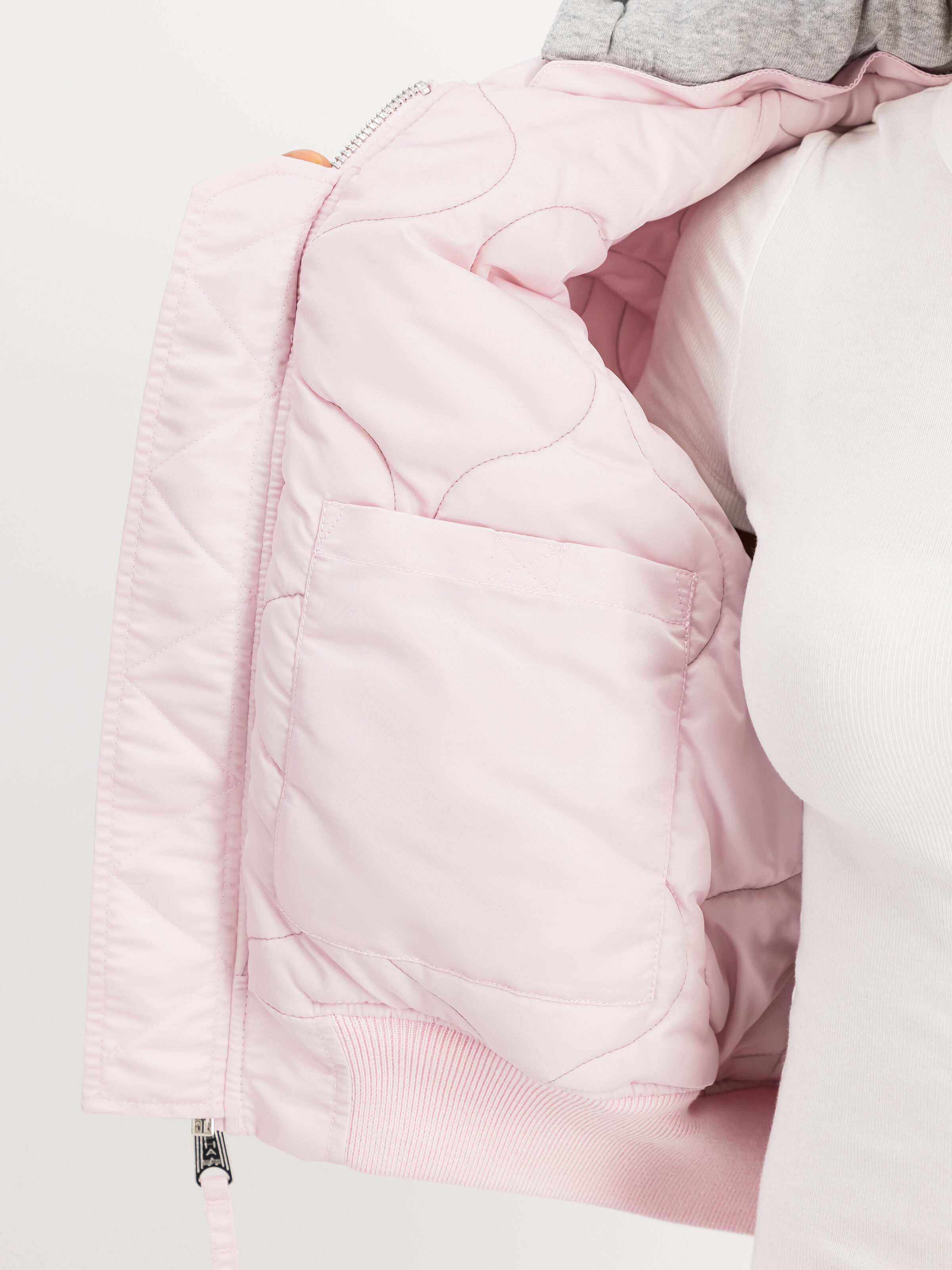 CWU-45/P Hooded Bomber Jacket Women pale lilac 268004_061_3_detail_00001_230076