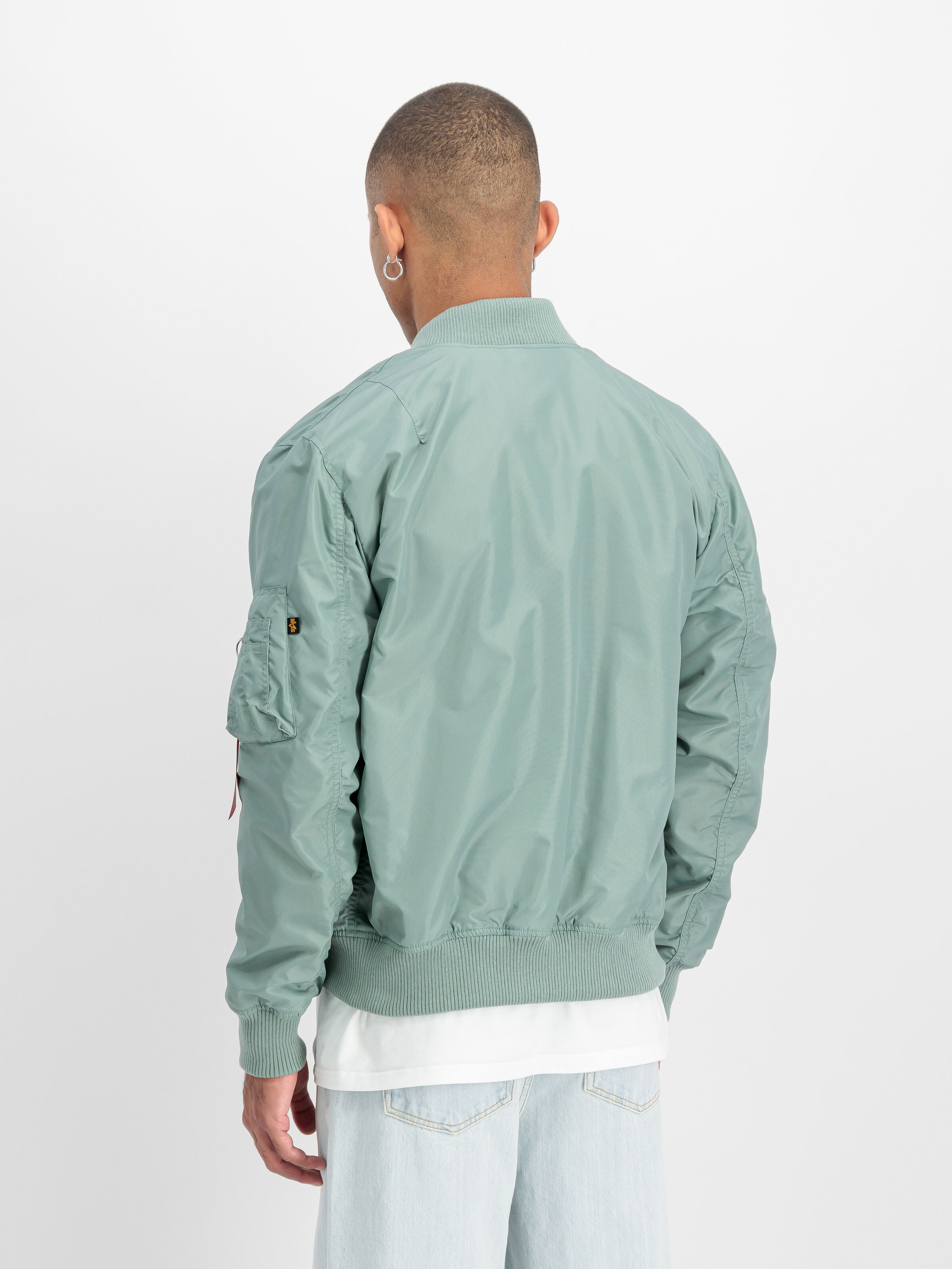 MA-1 TT Light Bomber Jacket frost green 191103_30_2_model_00003_209854