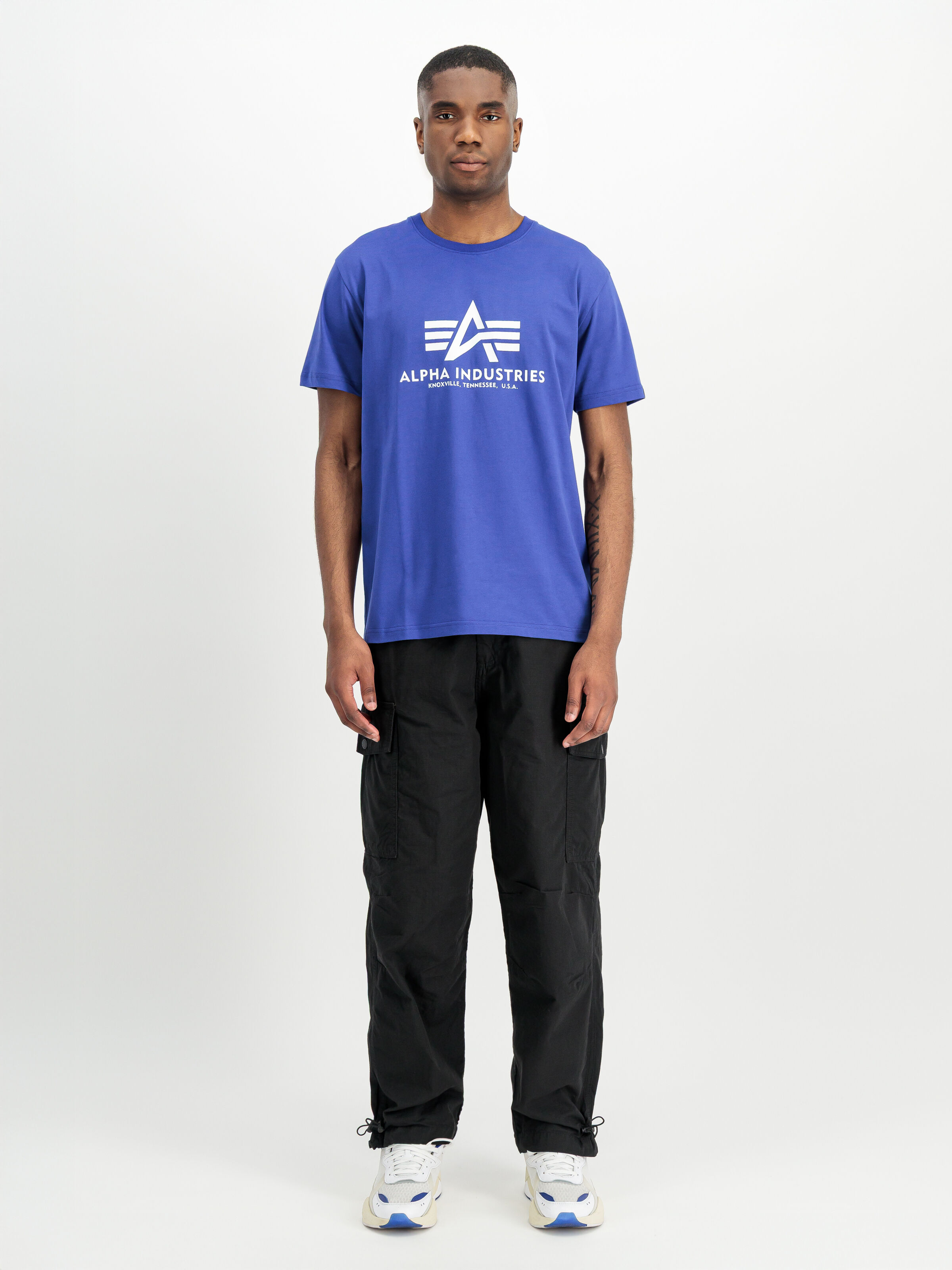Basic Big Logo T-Shirt galactic blue 100501_402_2_model_00001_226401