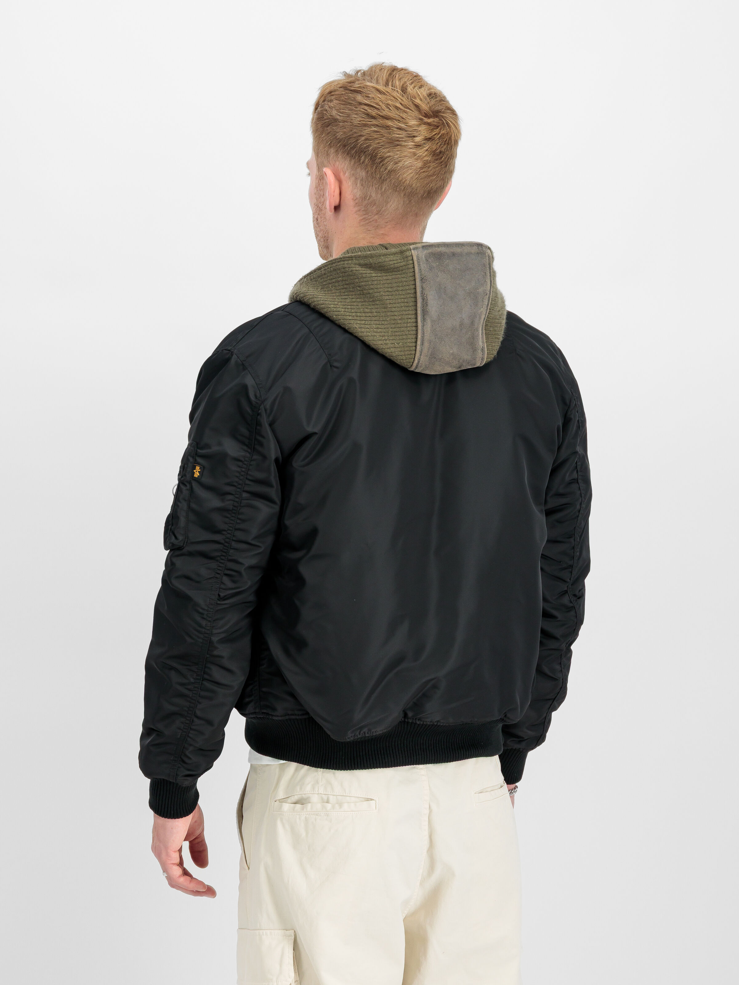 MA-1 VF 59 Bomber Jacket black 191118_03_2_model_00003_188437