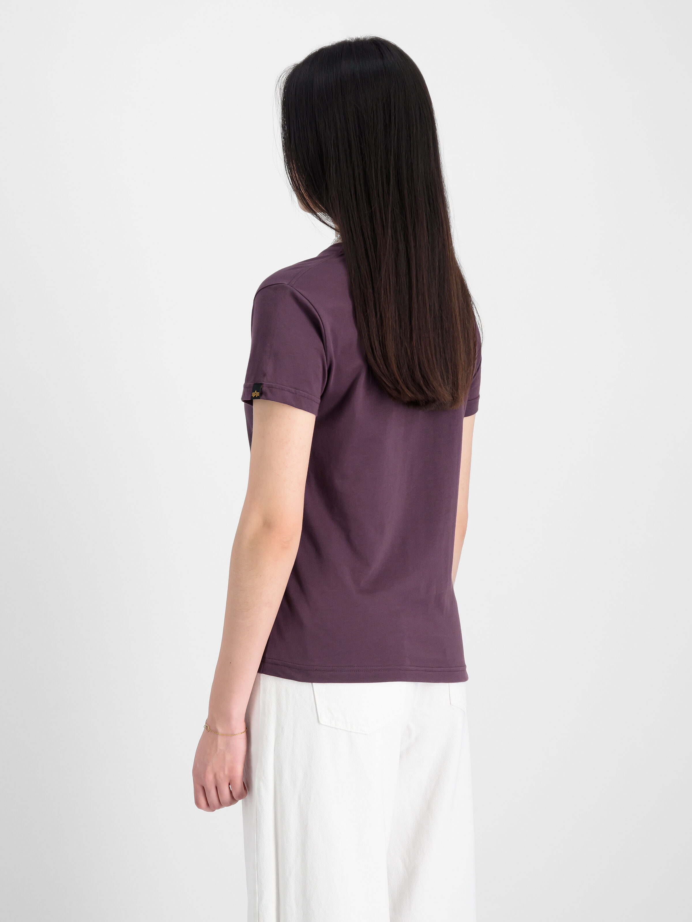 New Basic Big Logo T-Shirt Women Plum 196051_719_2_model_00004_97001