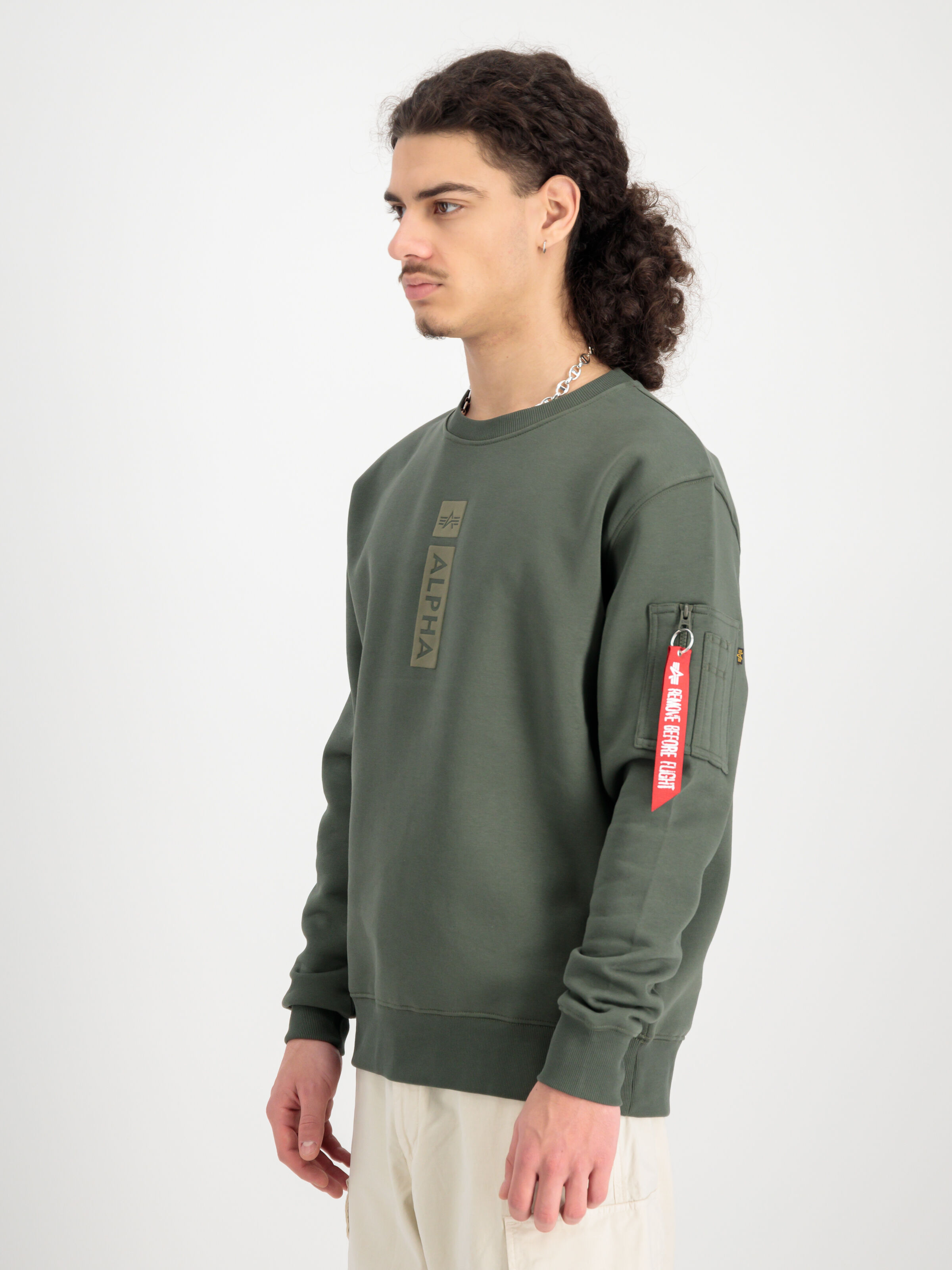Alpha Puff Print Sweatshirt dark olive 146305_142_2_model_00003_152784