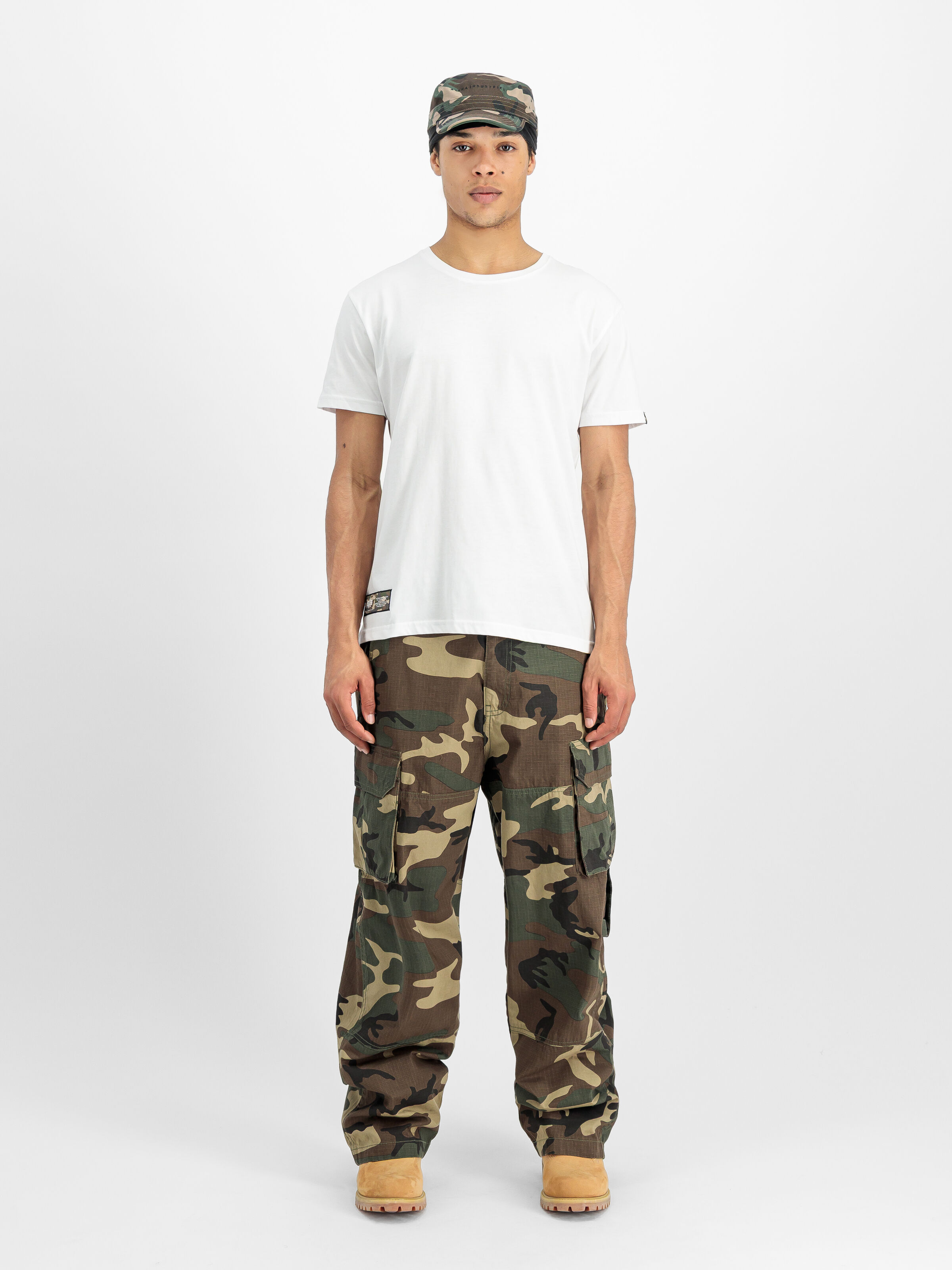 Camo Label Backprint T-Shirt white 258504_09_2_model_00001_163915