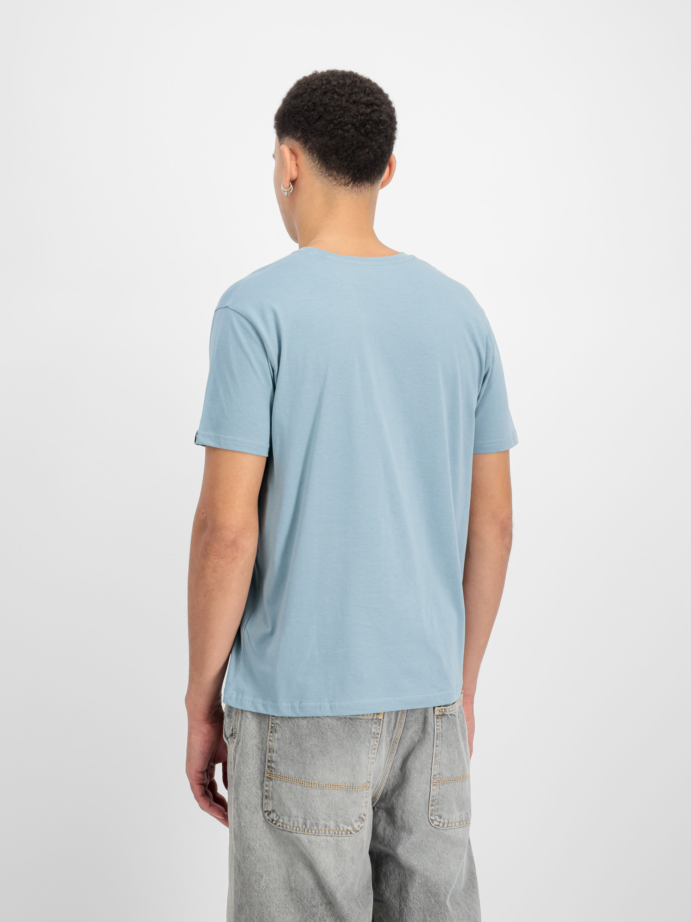 Basic Small Logo T-Shirt greyblue 188505_134_2_model_00003_184943