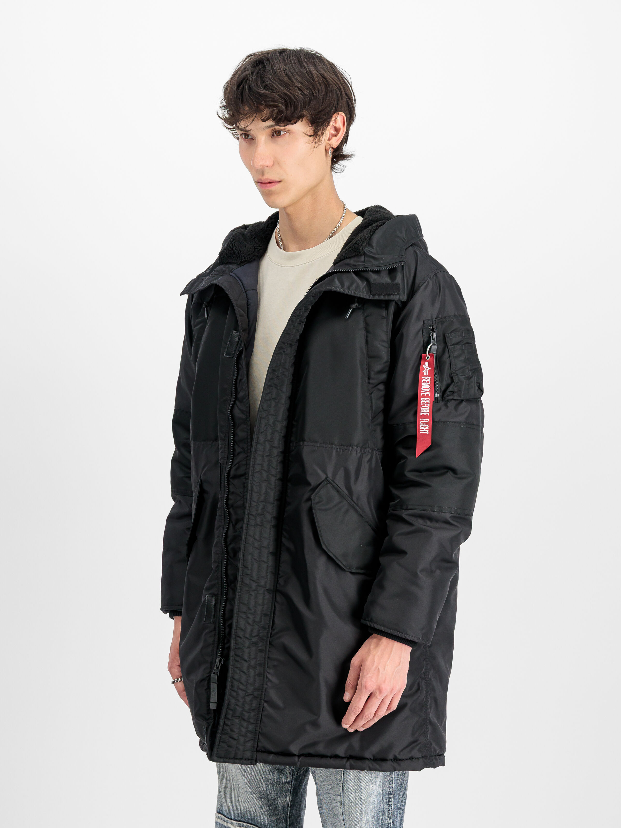 Studio Field Parka Winter Jacket black 258119_03_2_model_00002_173226