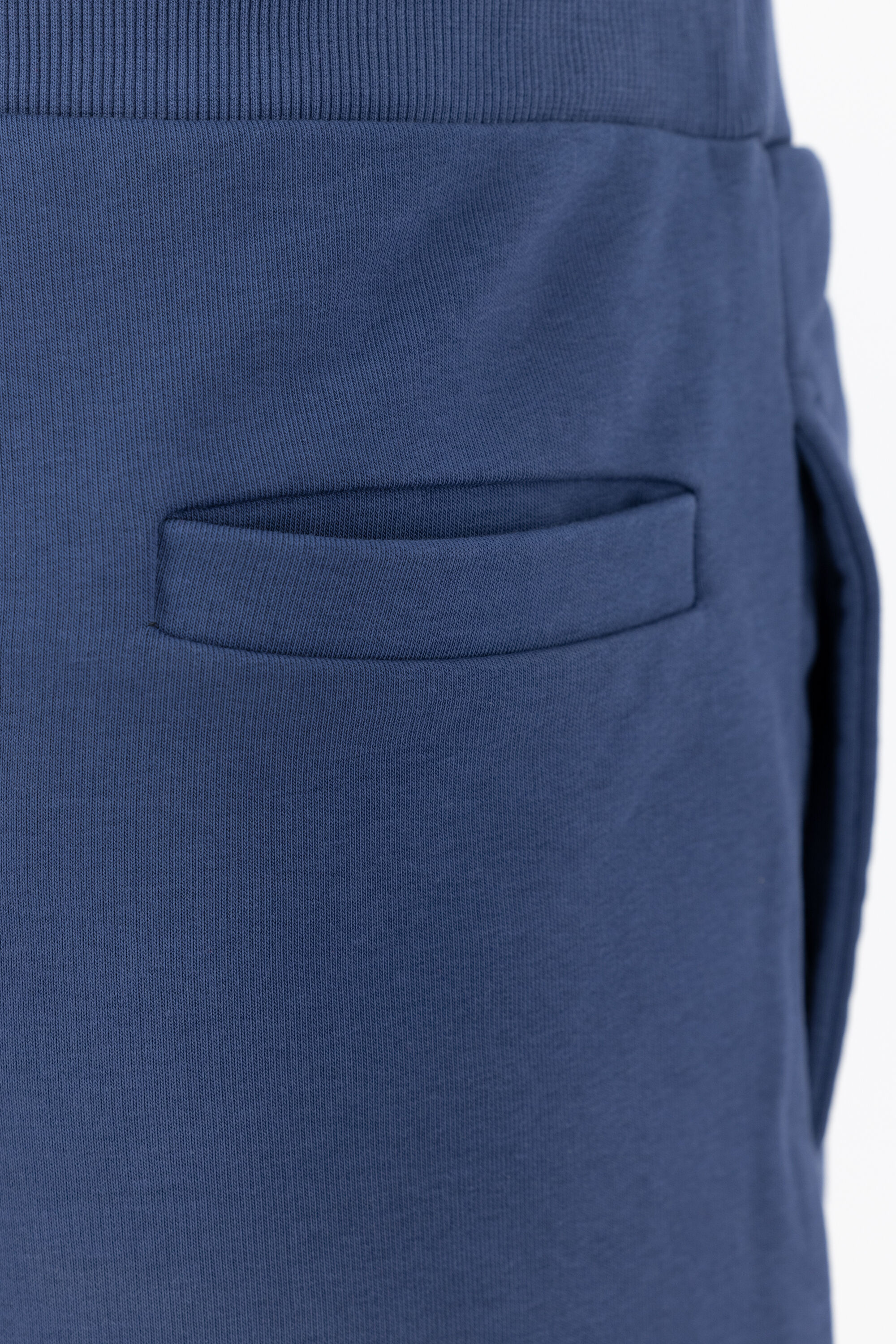 Big Letters Short new navy 126344_435_005_122823