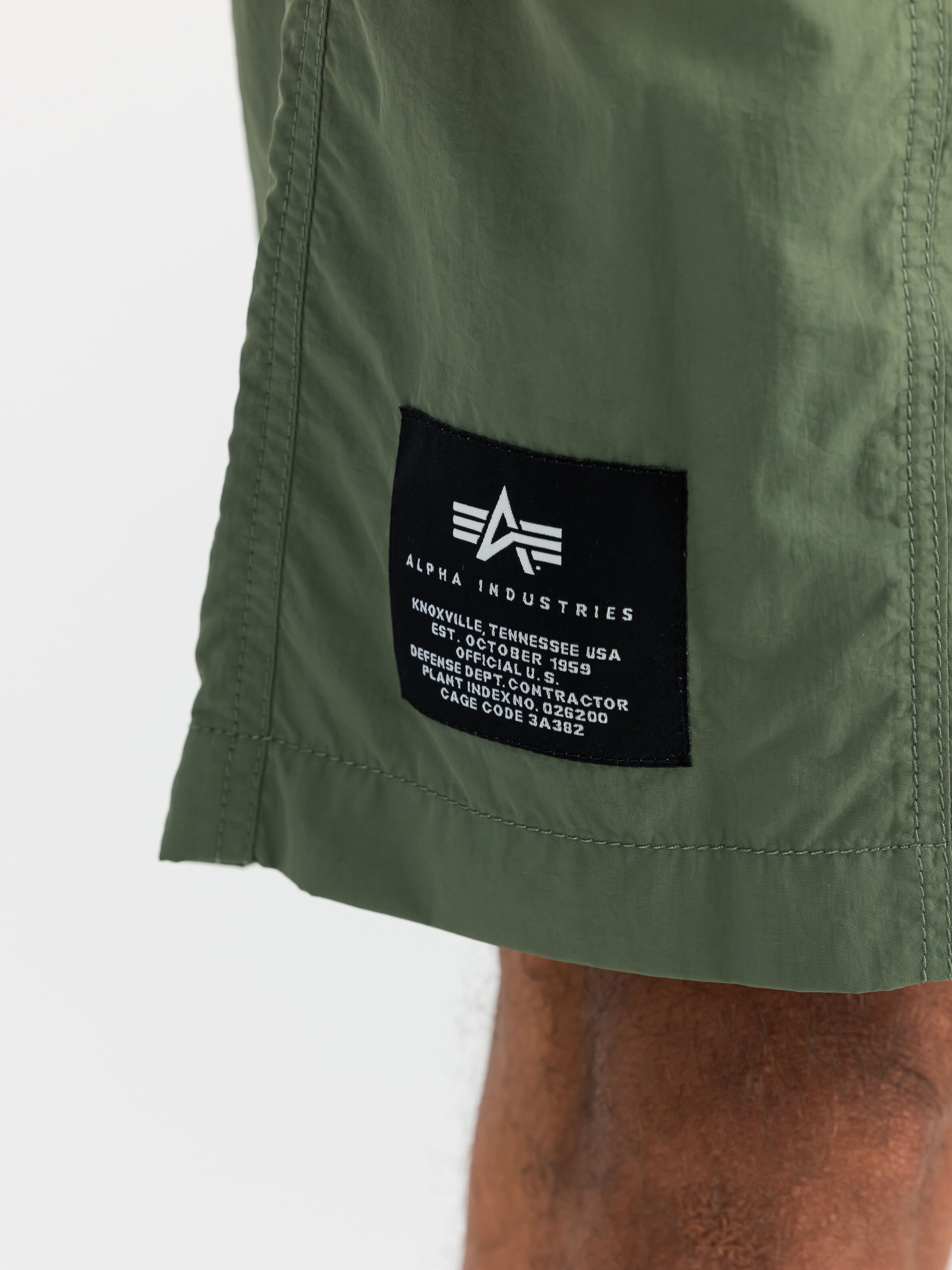 Nylon Cargo Short sage-green 156263_01_3_detail_00001_143656
