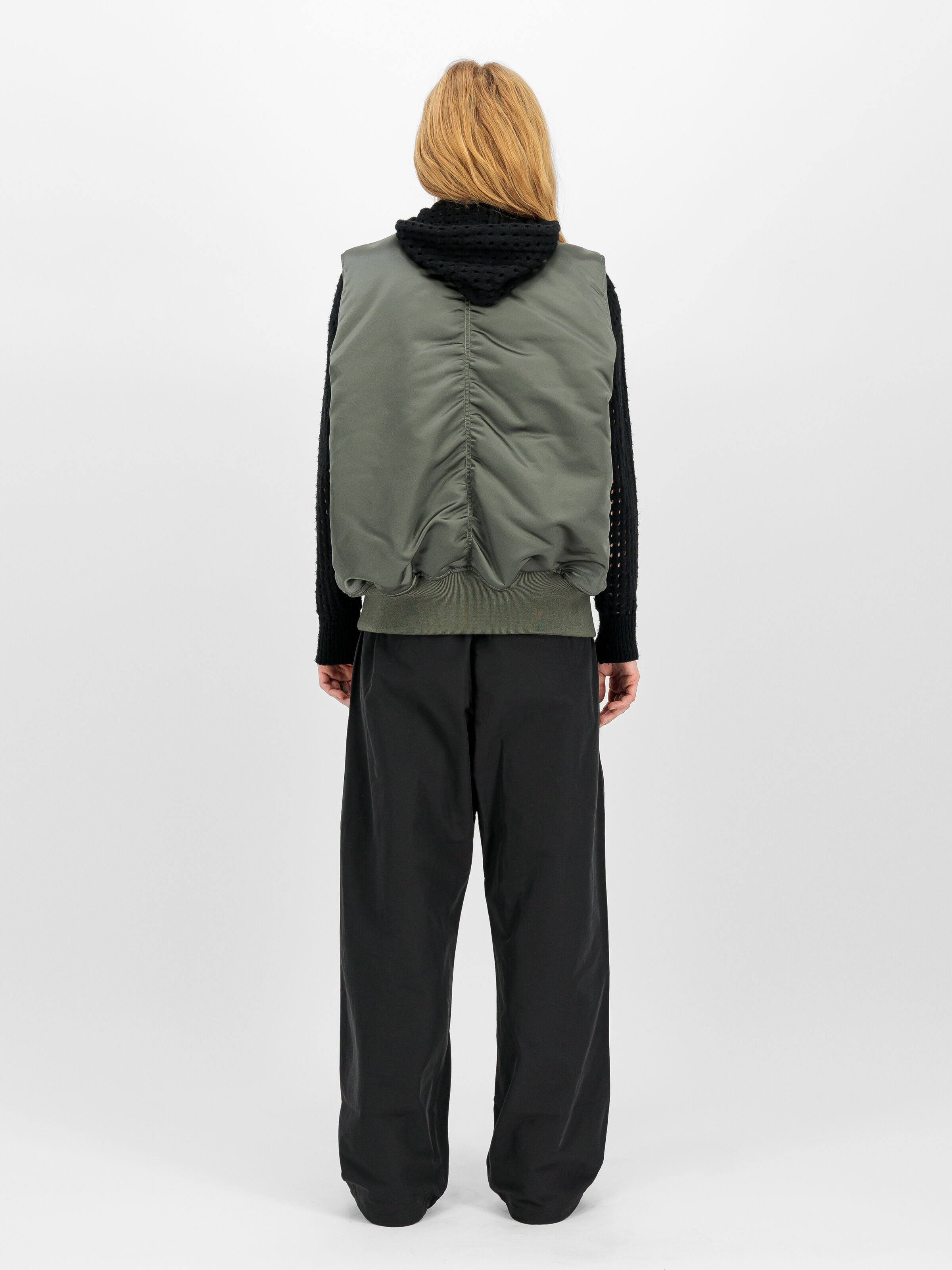 MA-1 Base UV Vest vintage green 758102_432_2_model_00005_245338