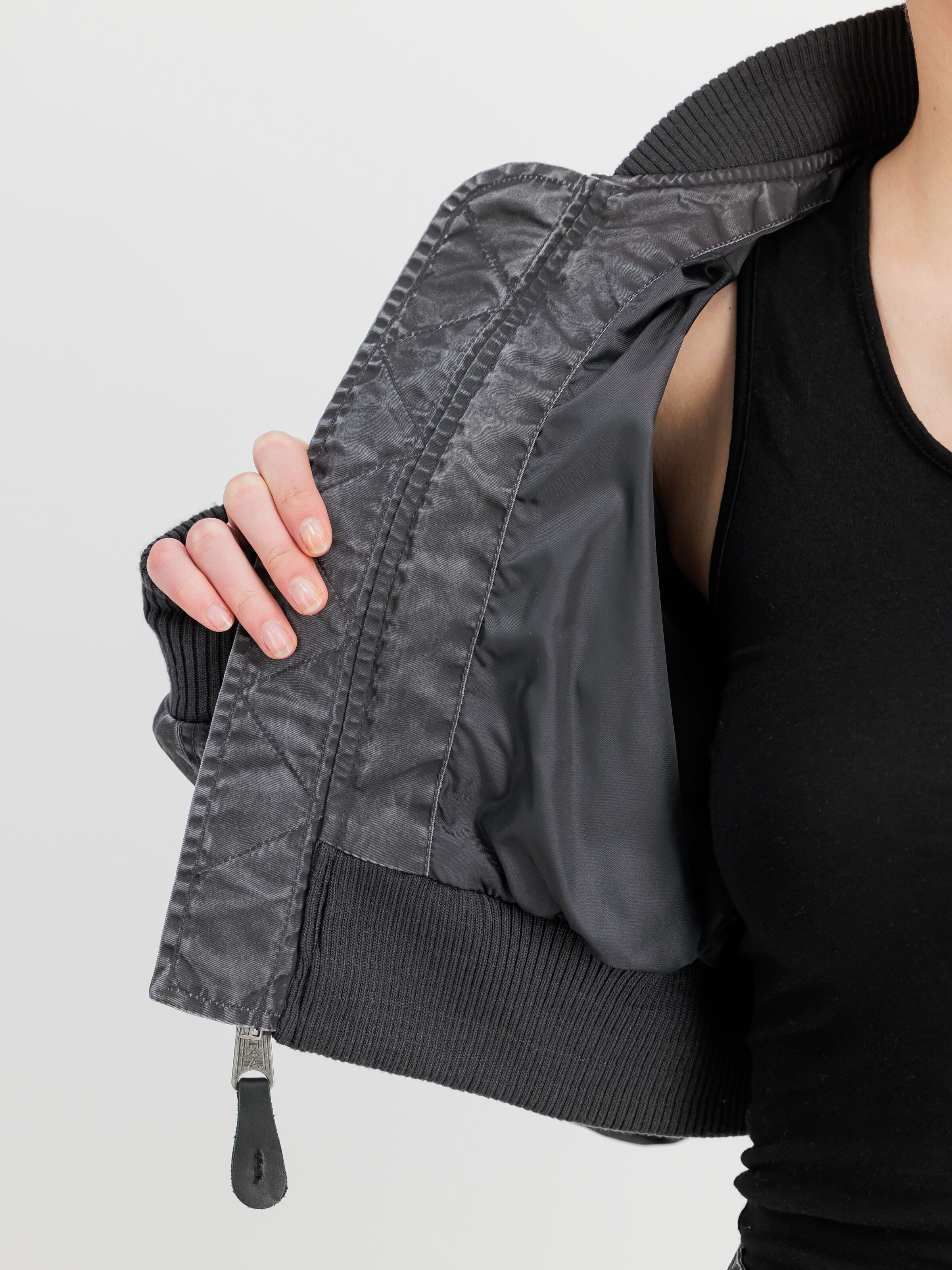 MA-1 Vintage Cropped Light Bomber Jacket Women vintage grey 156002_684_3_detail_00001_149576