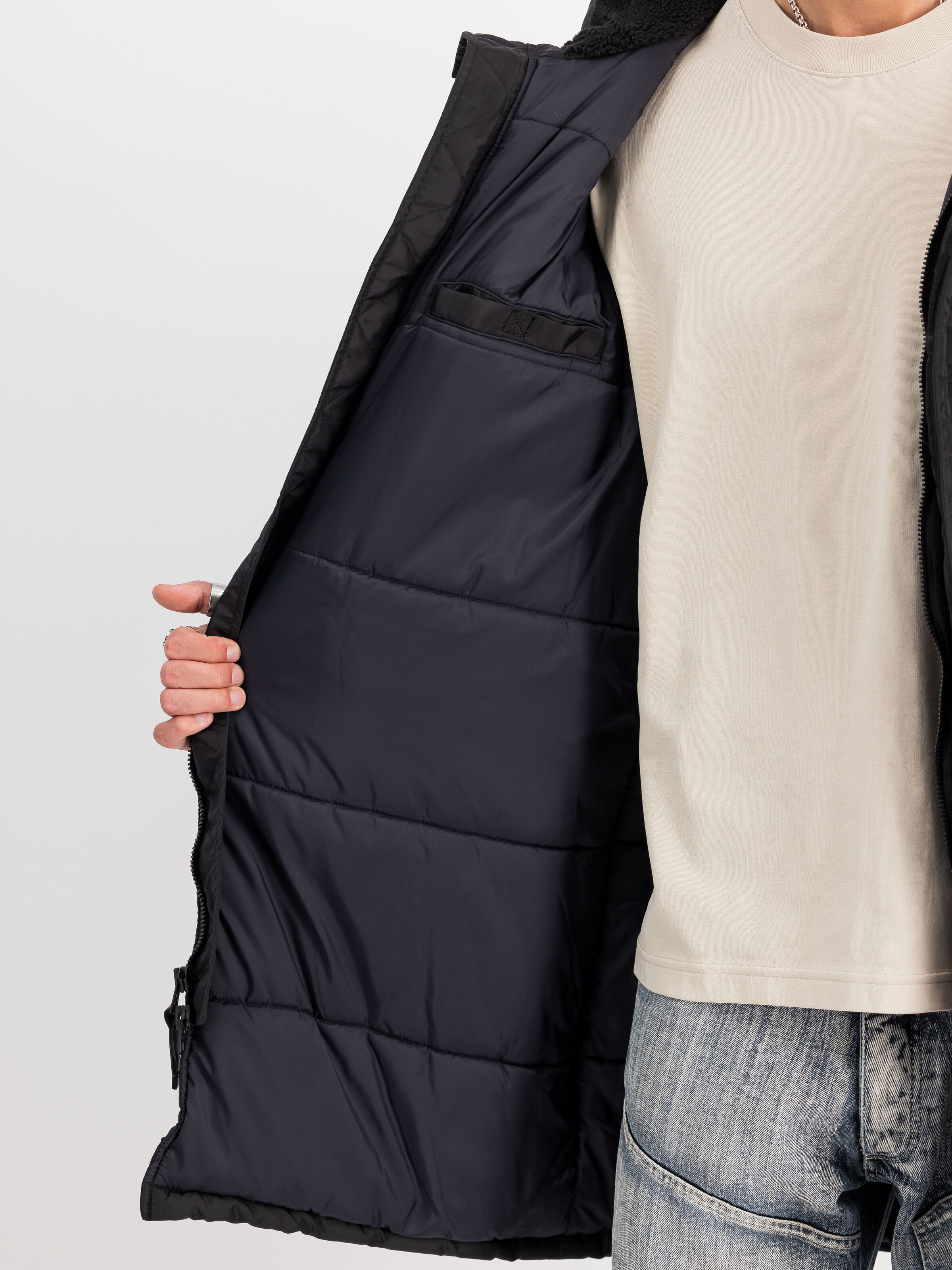 Studio Field Parka Winter Jacket black 258119_03_3_detail_00001_173228