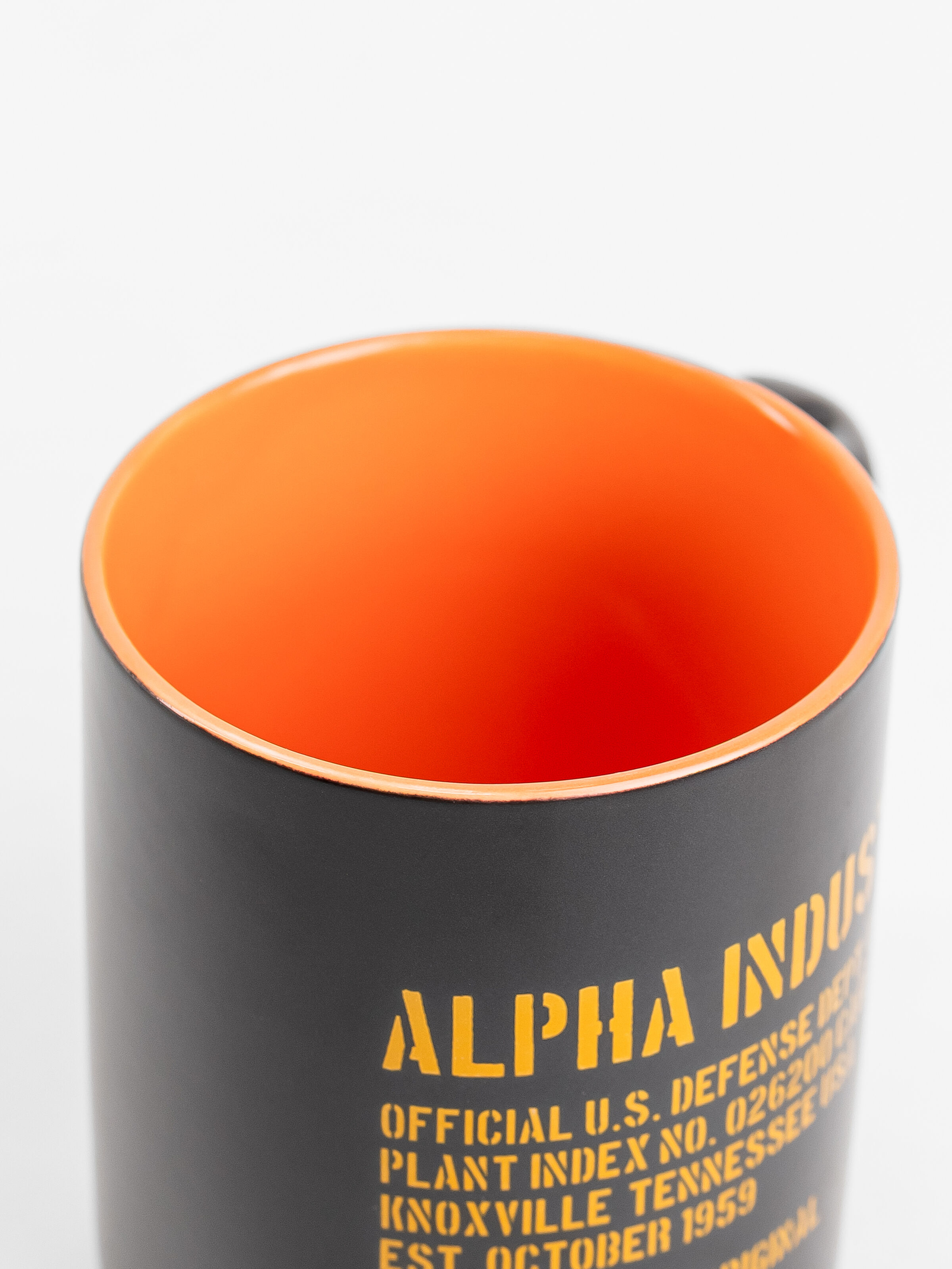 Ceramic Mug black 268952_03_3_detail_00002_245036