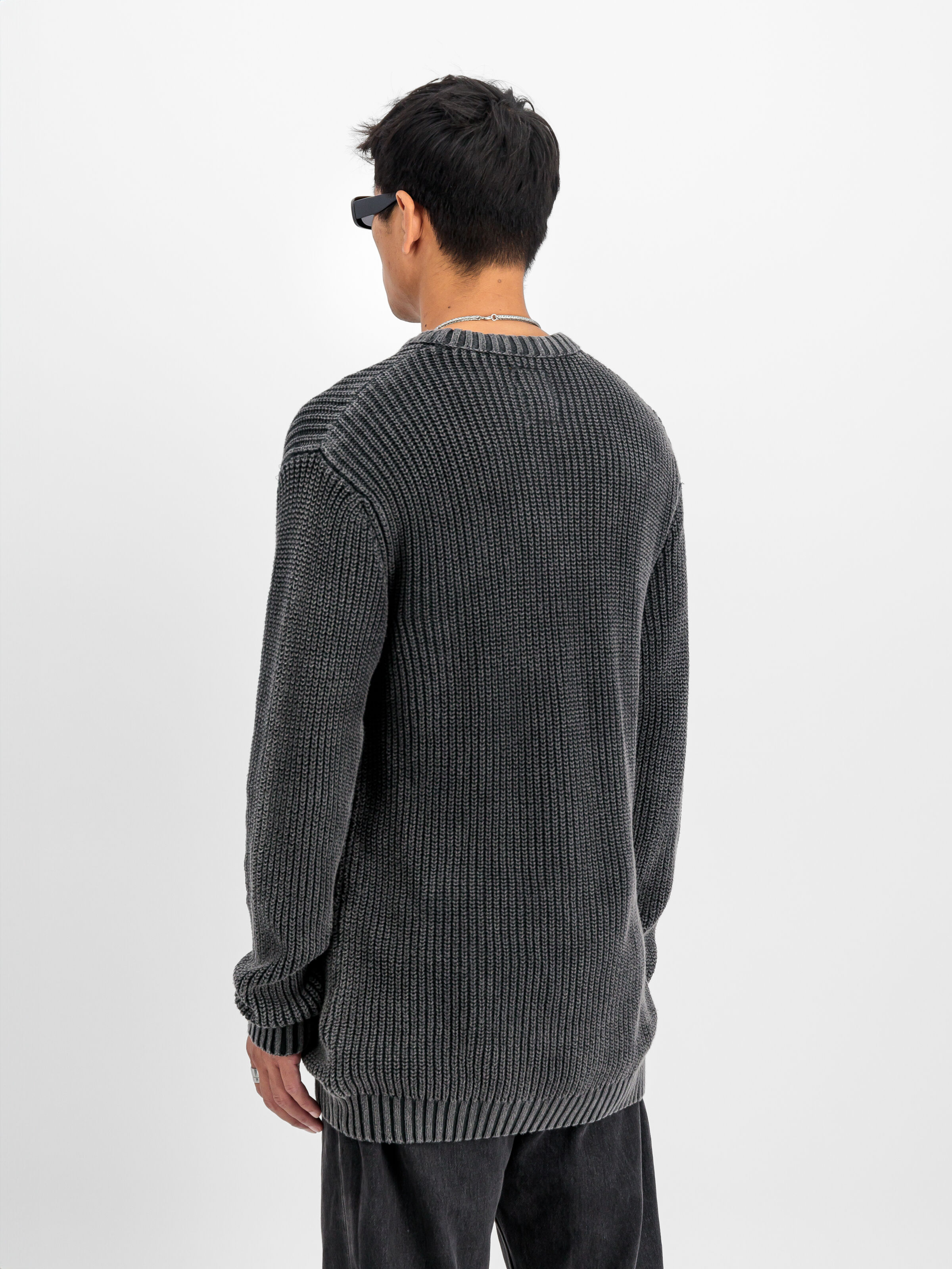 Acid Sweatshirt black 138402_03_2_model_00004_117800