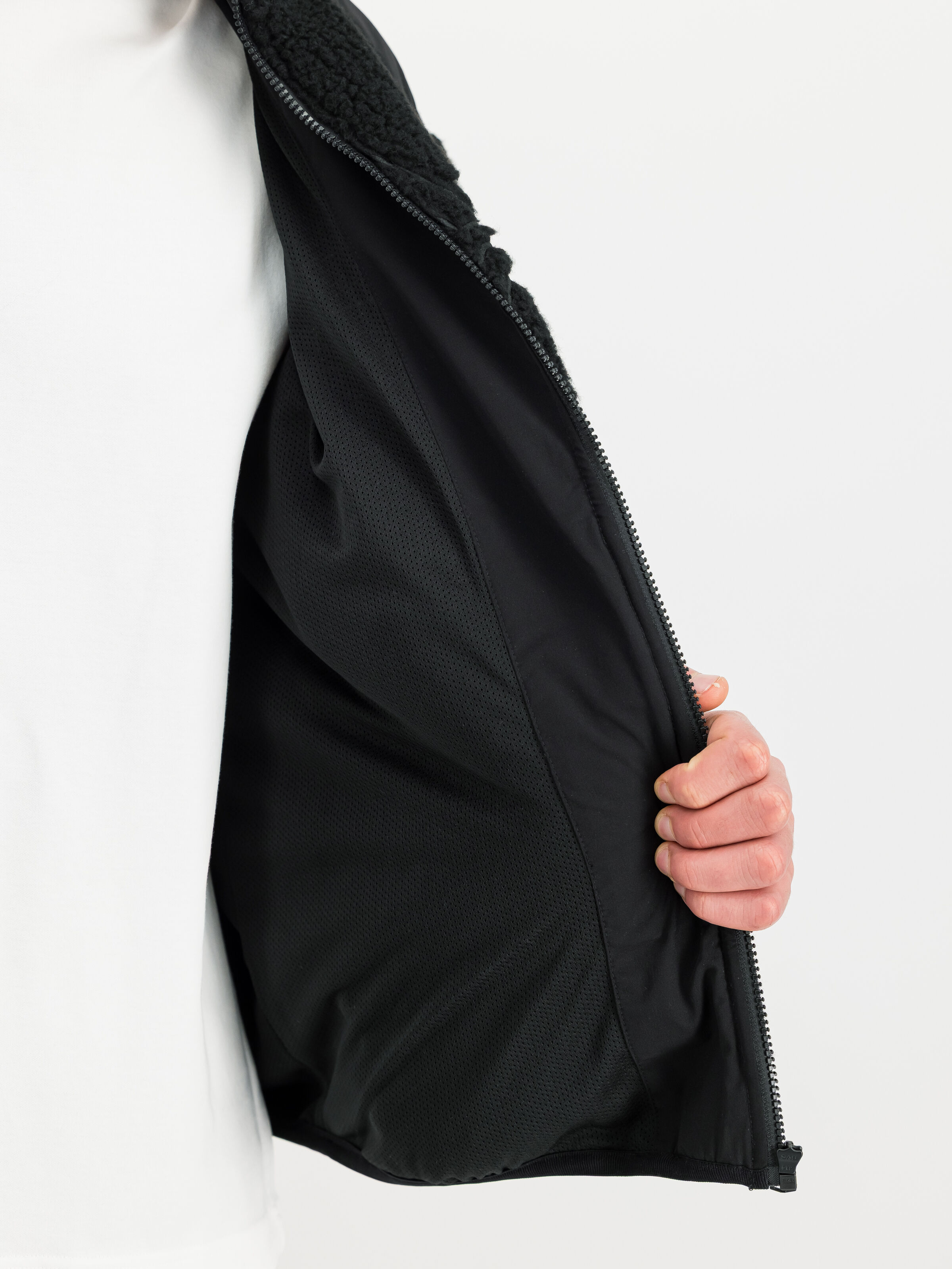 Sherpa Logo Loose Outdoor Jacket black/black 268146_515_3_detail_00002_229094