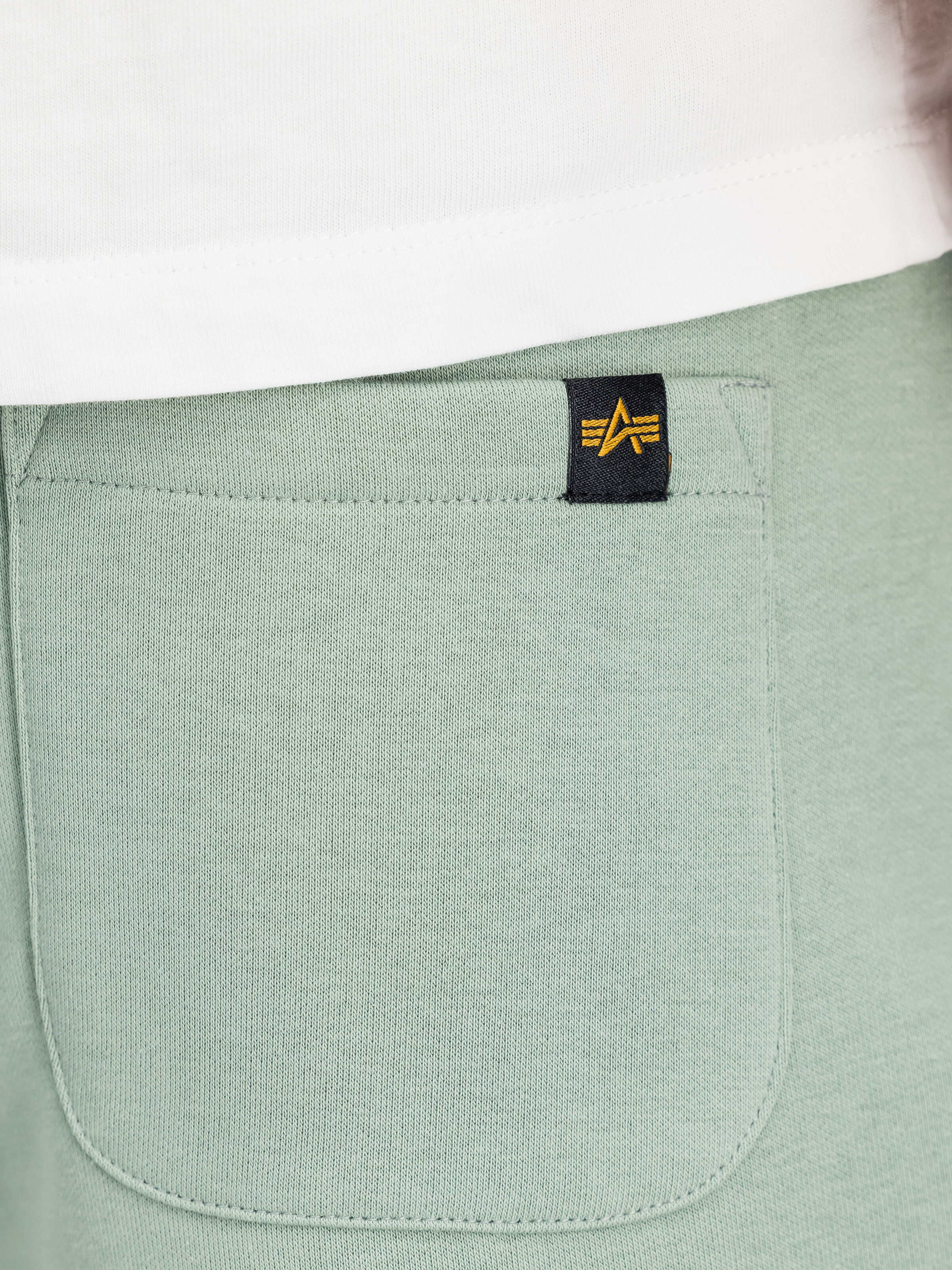 Basic Small Logo II Short frost green 156367_30_3_detail_00002_209606