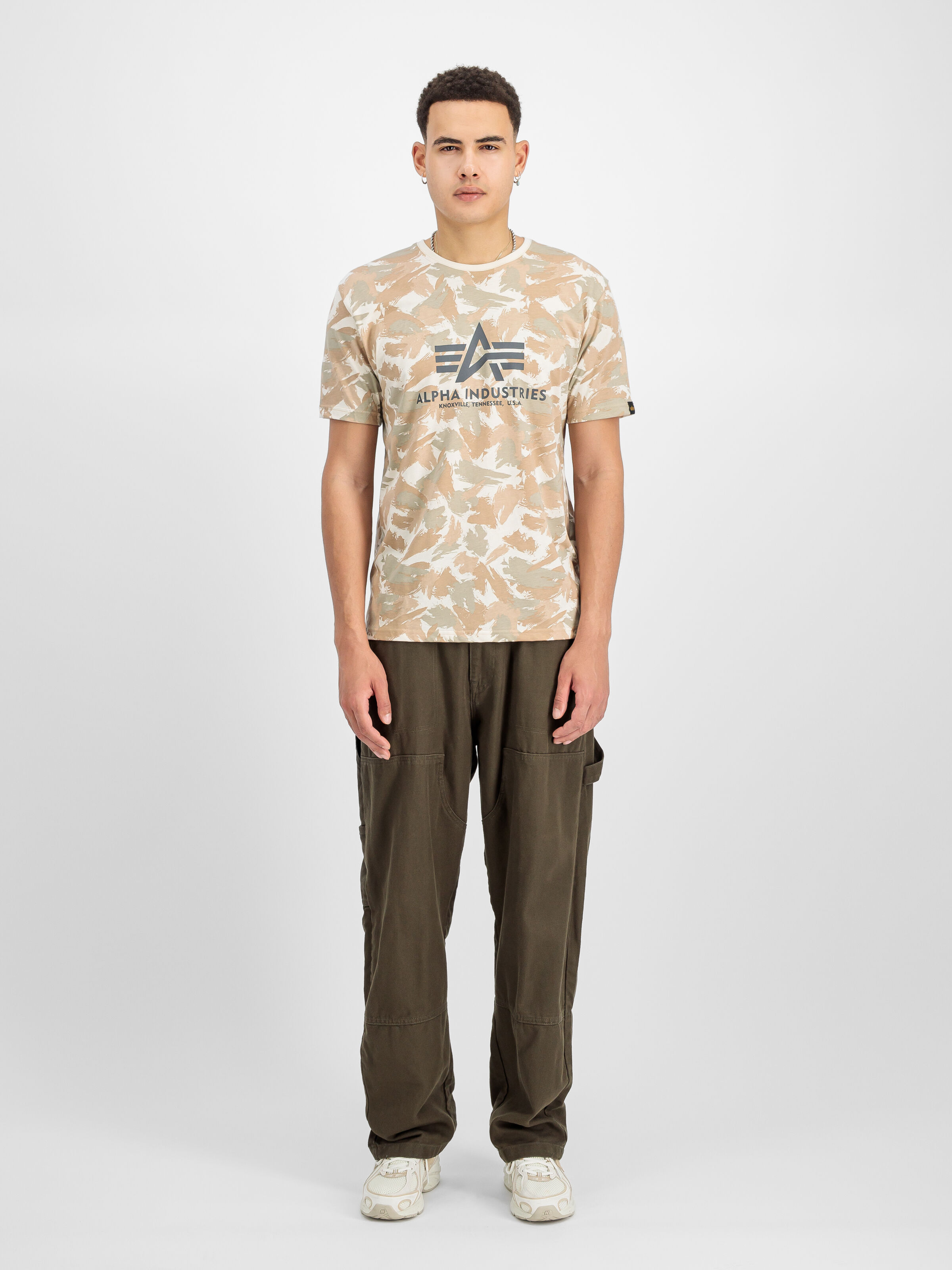 Basic Big Logo Camo T-Shirt sand camo 100501C_699_2_model_00001_183521