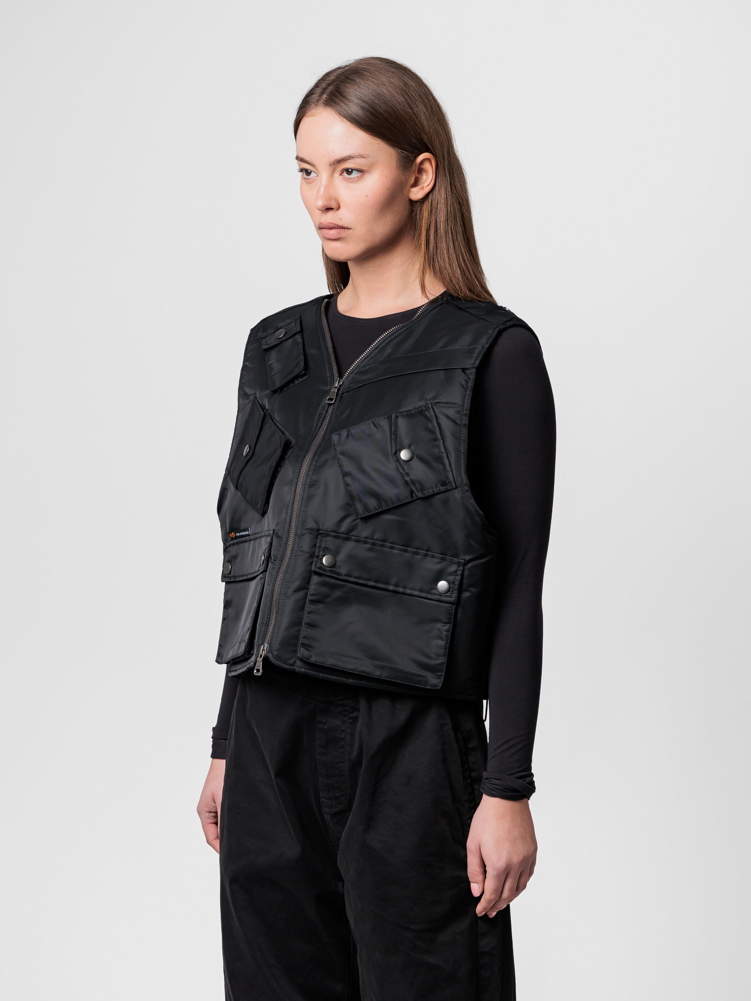 ALPHA x ANDERSSON BELL Flight Vest black 268173_03_2_model_00002_250700