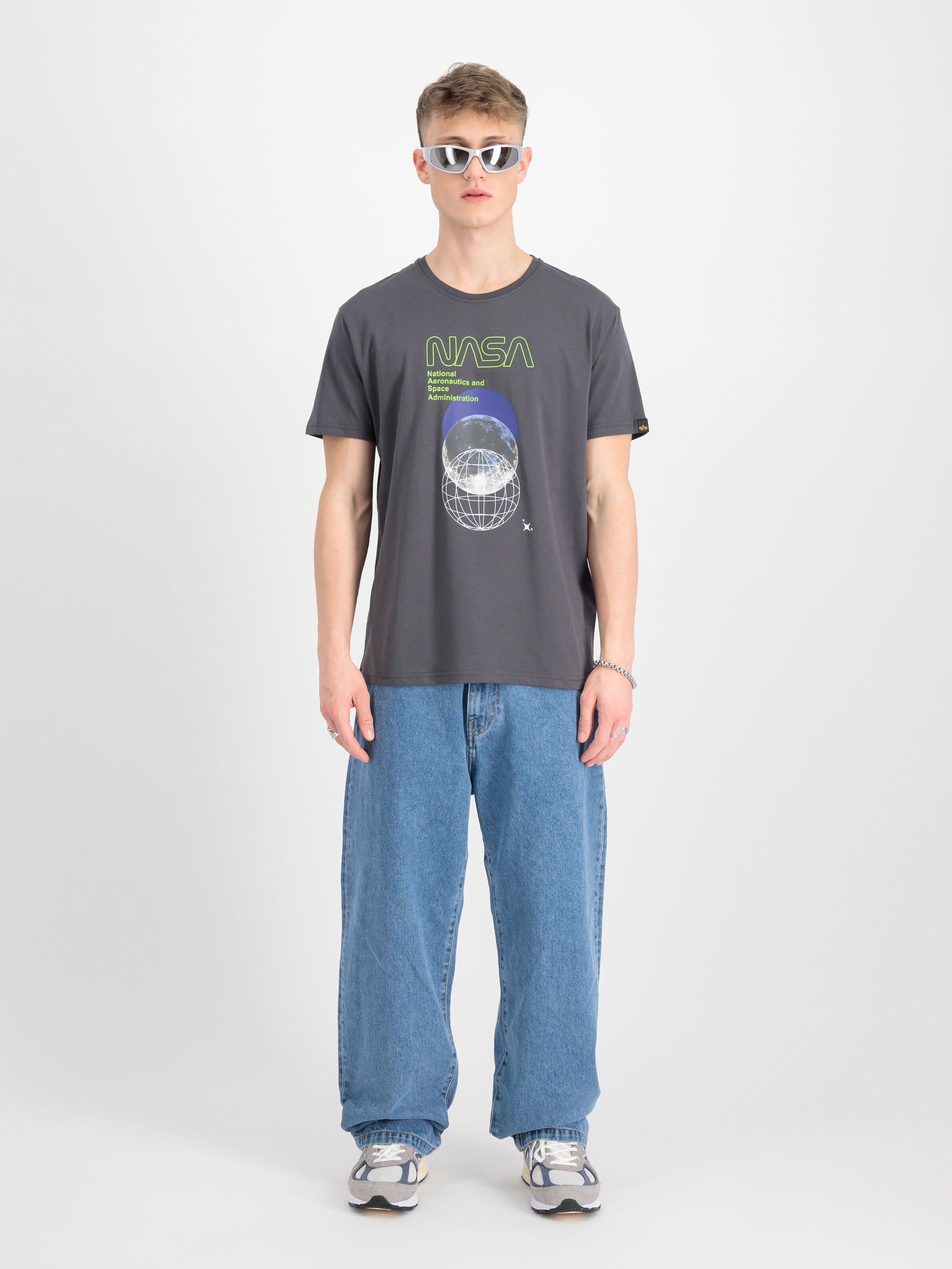 NASA Orbit T-Shirt vintage grey 146510_684_2_model_00001_129976