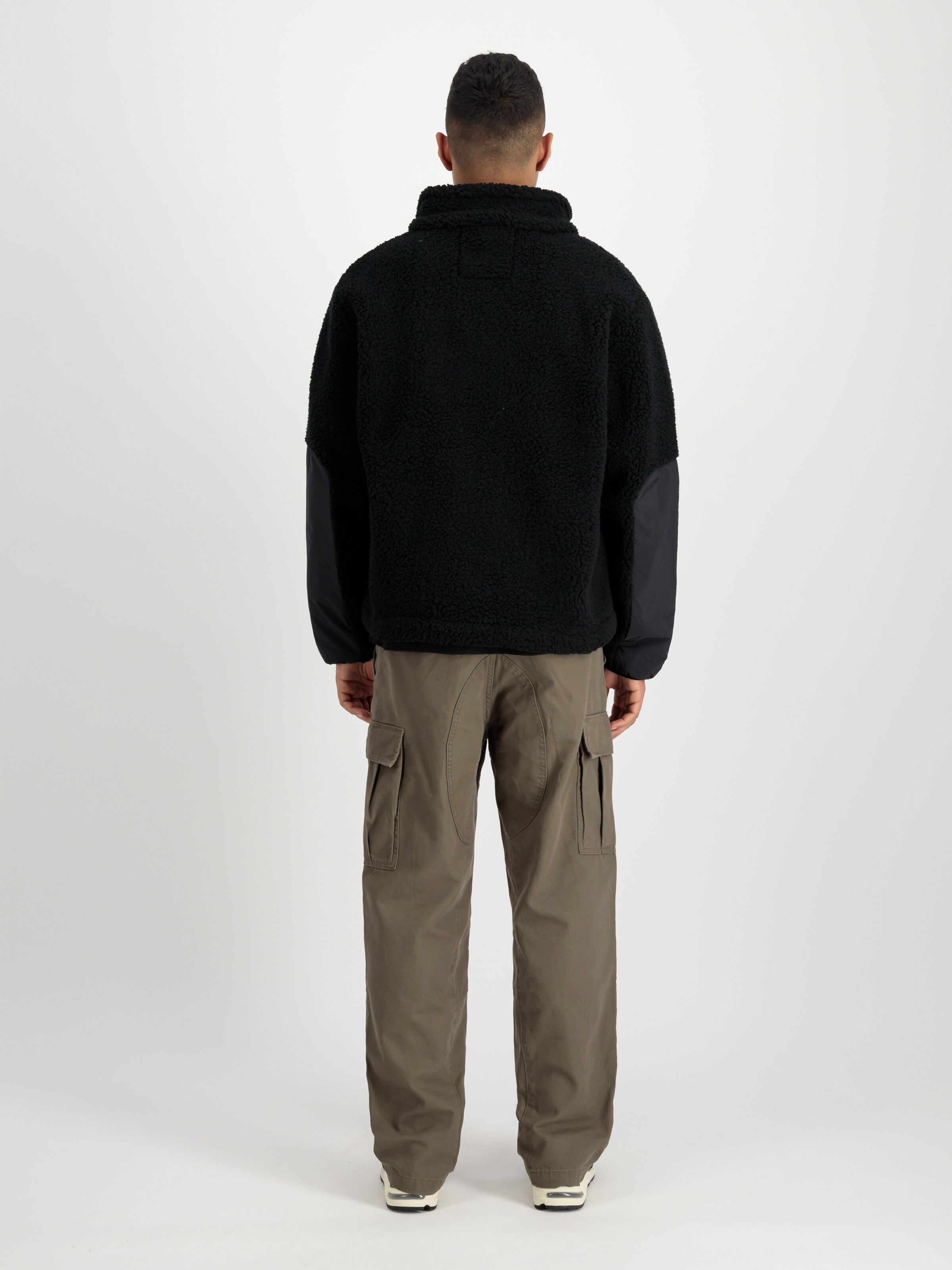 Sherpa Zip-Jacket black 148118_03_2_model_00002_99020
