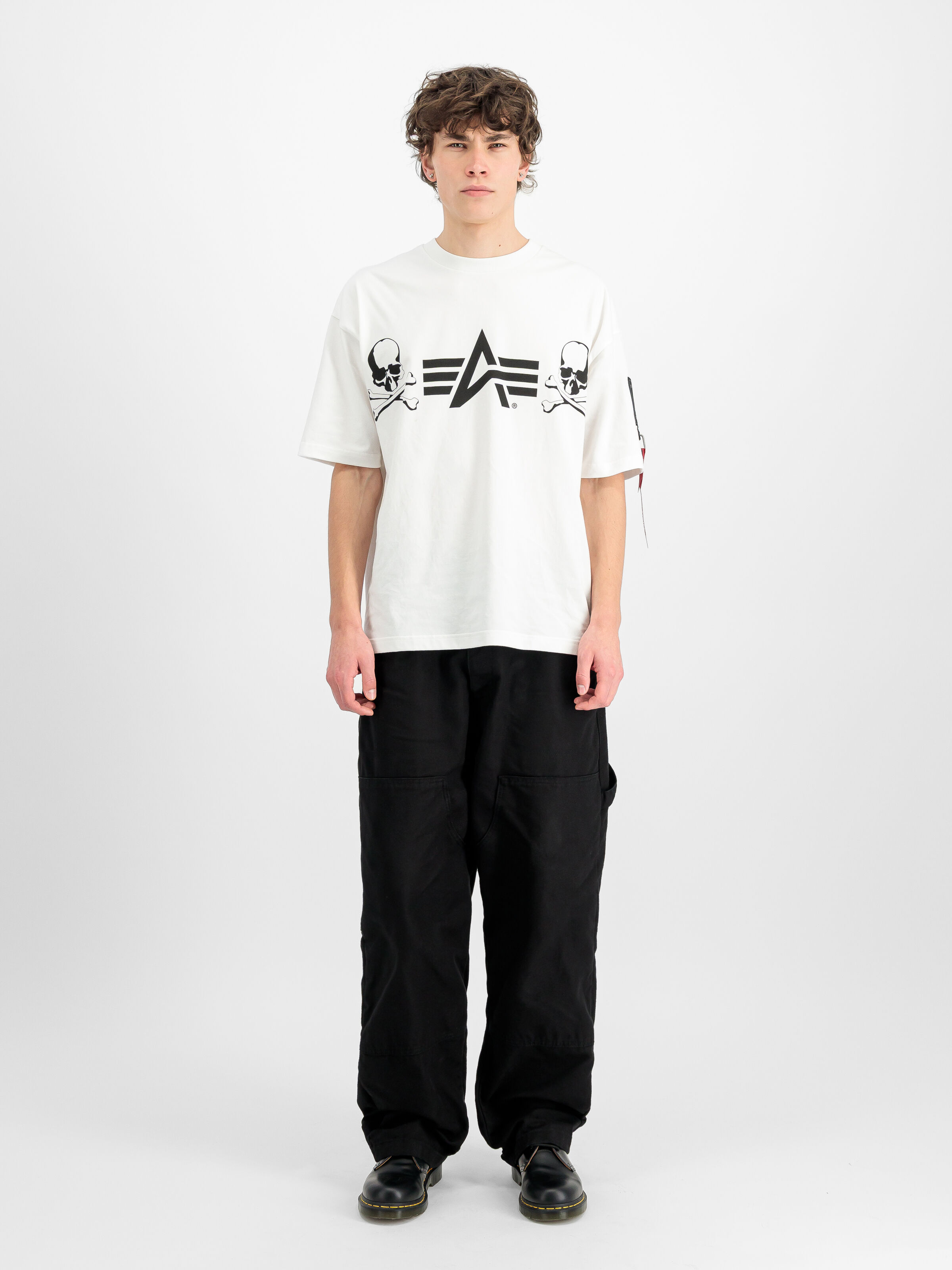 ALPHA x MASTERMIND Graphic Logo T-Shirt white 258021_09_2_model_00001_215789