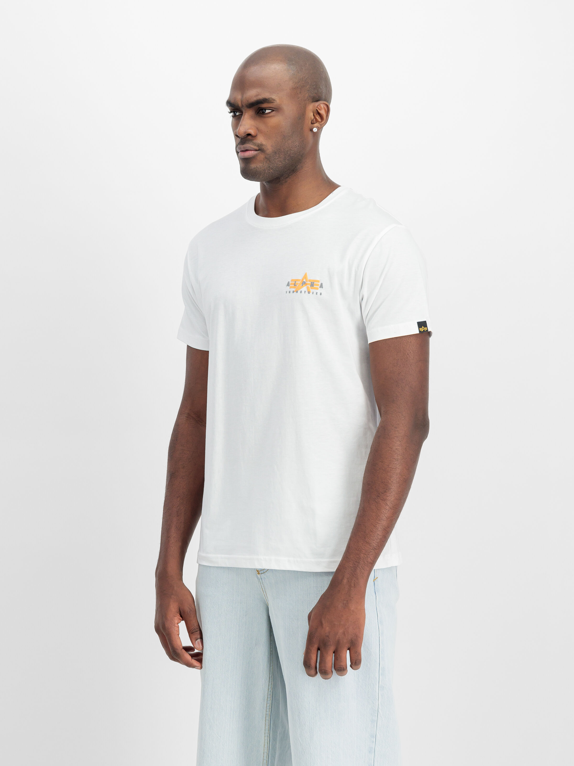 Puff Print Logo Backprint T-Shirt white 148521_09_2_model_00002_160265